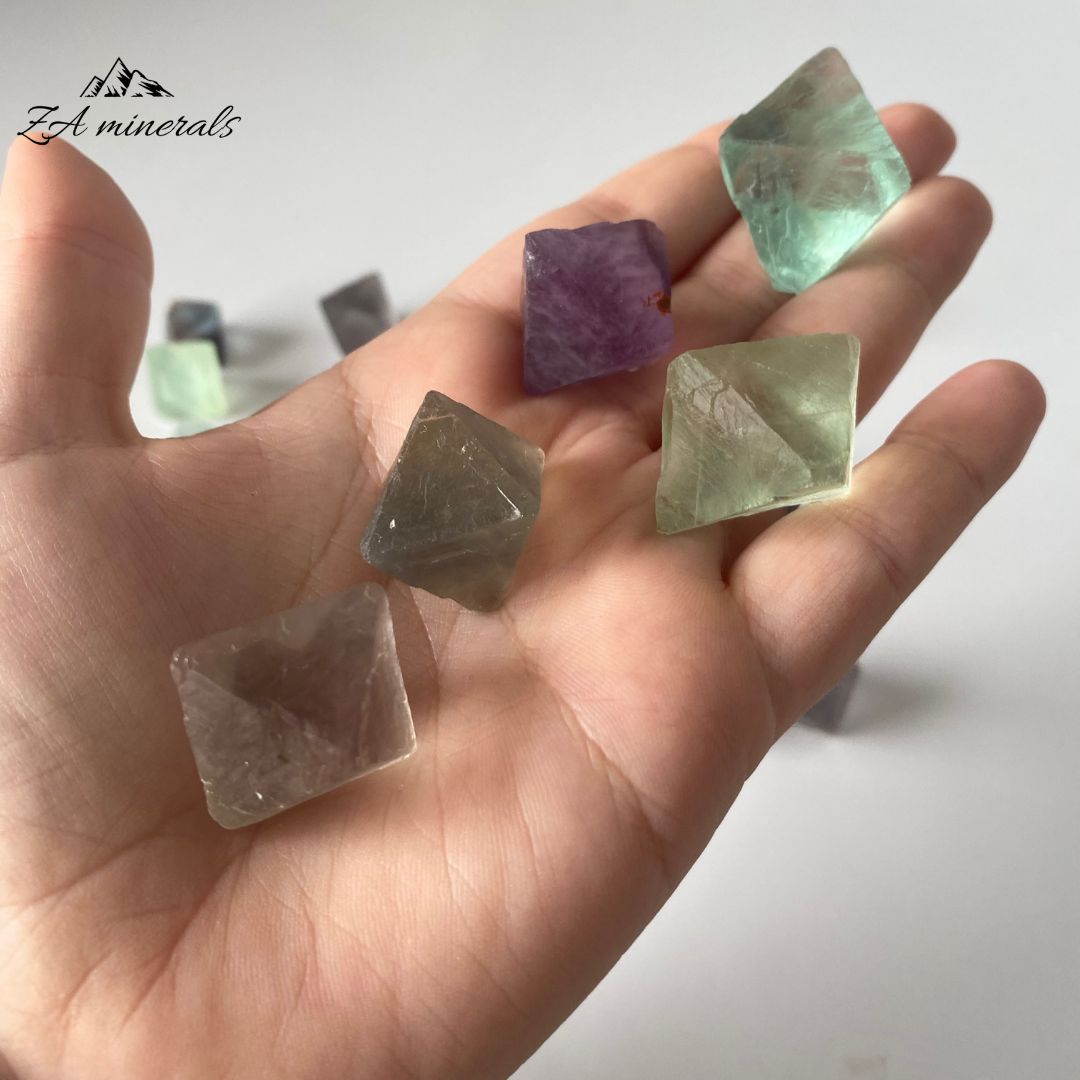 Fluorite Octahedrons (x32) 0.216kg