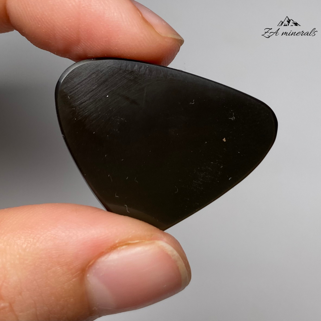 Polished Rainbow Obsidian Heart 0.008kg IN09