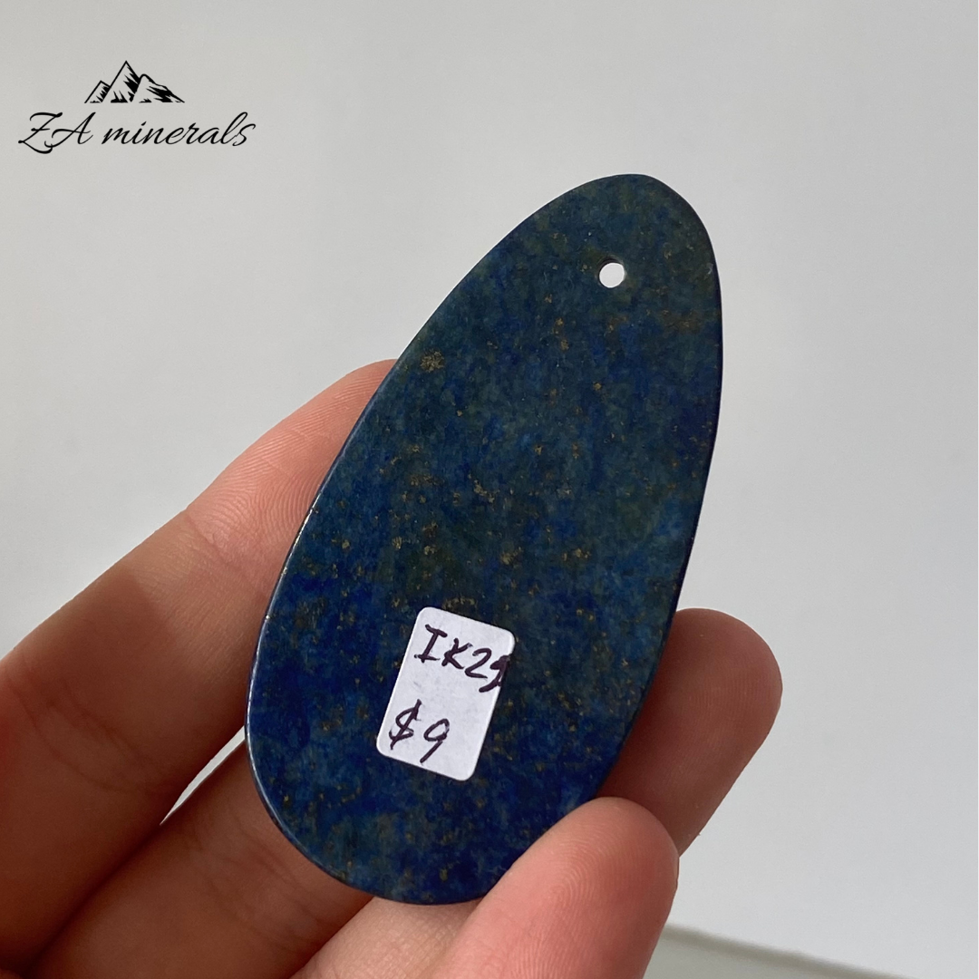 Polished Lapis Lazuli pendant 0.020kg IK29