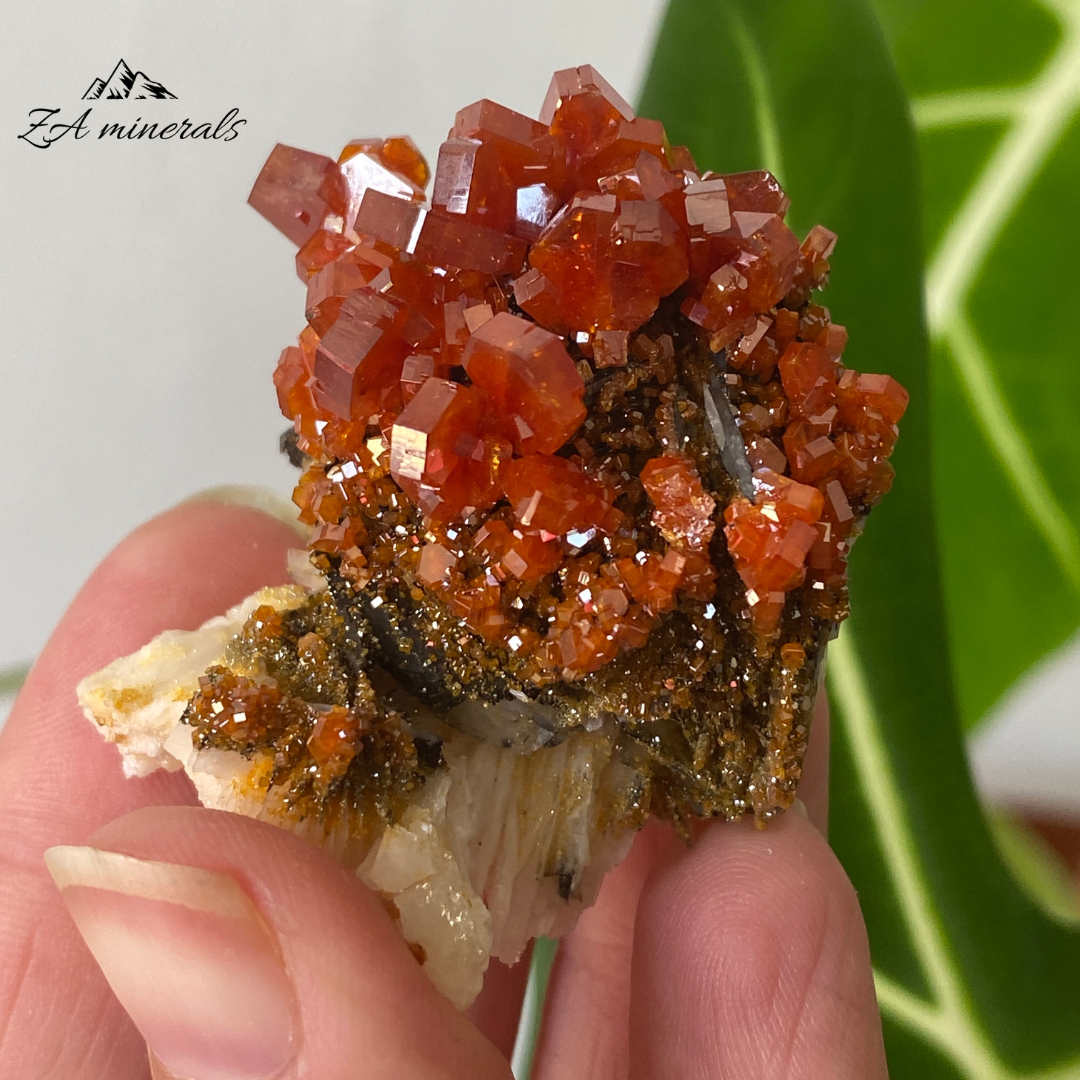 Vanadinite Goethite and Barite 72g IA04