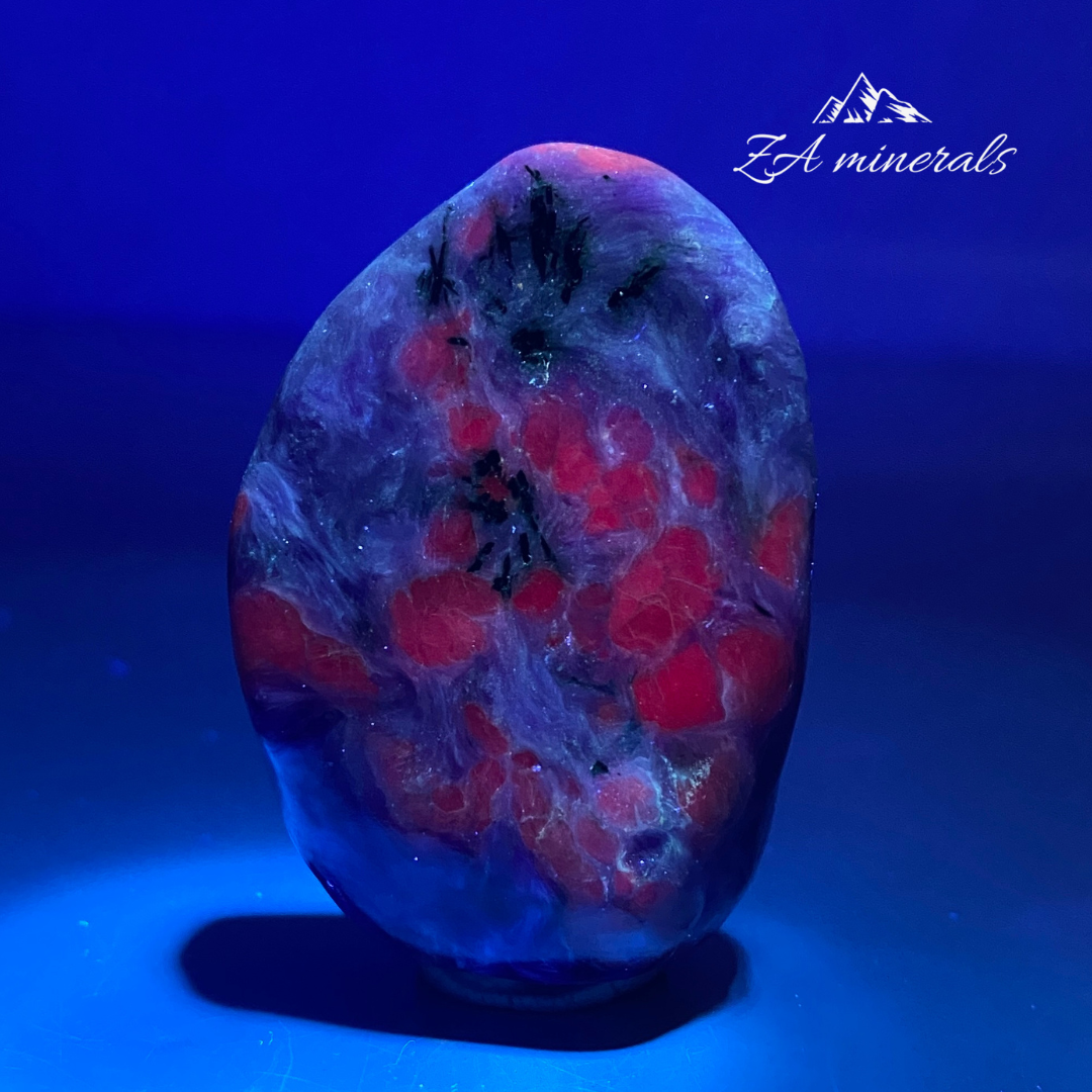 Charoite with Microcline HT01