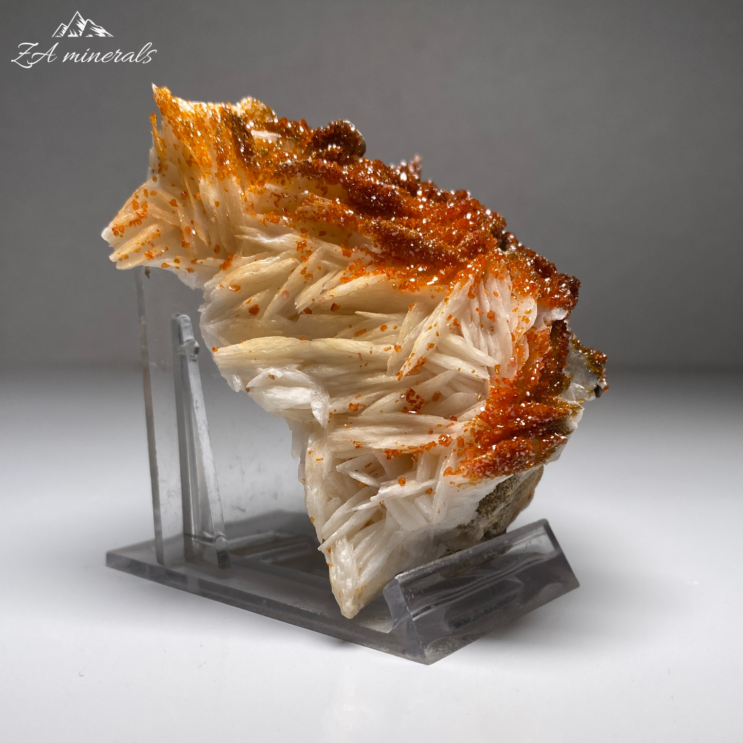 Vanadinite Barite HI01