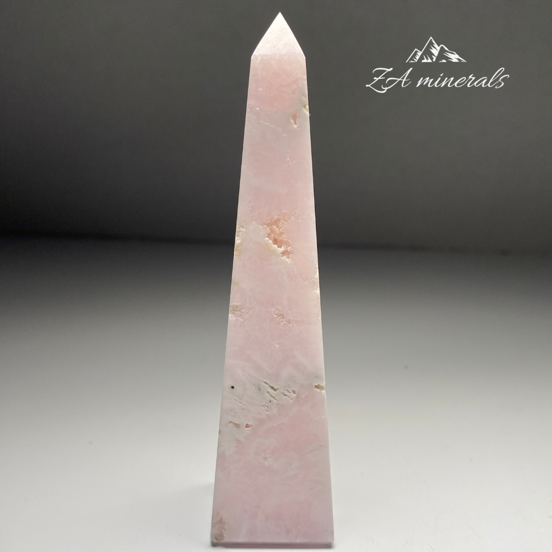 Manganoan Calcite Obelisk HU10