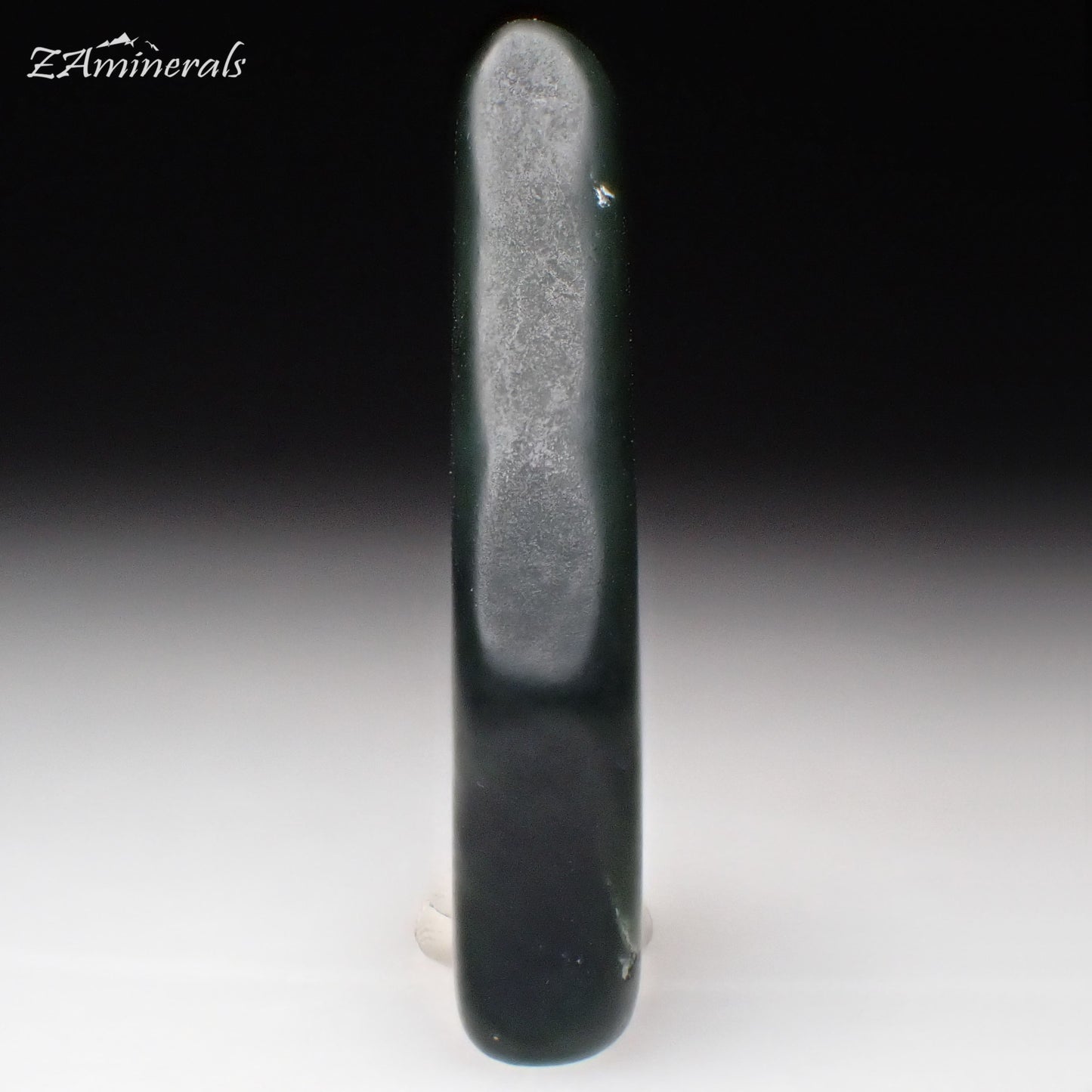 Jade (Nephrite) Pendant 13g HB06