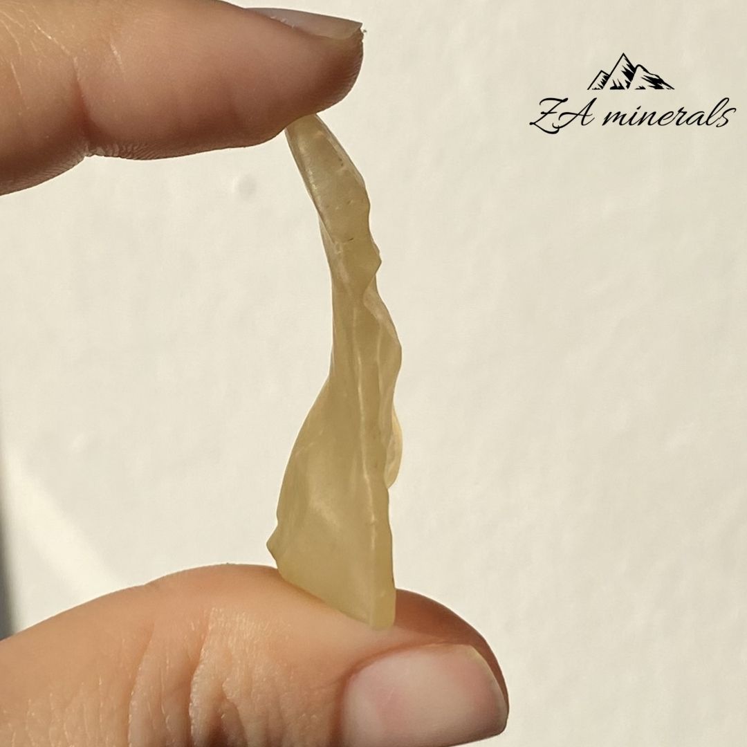 Libyan Desert Glass 0.009kg IZ24