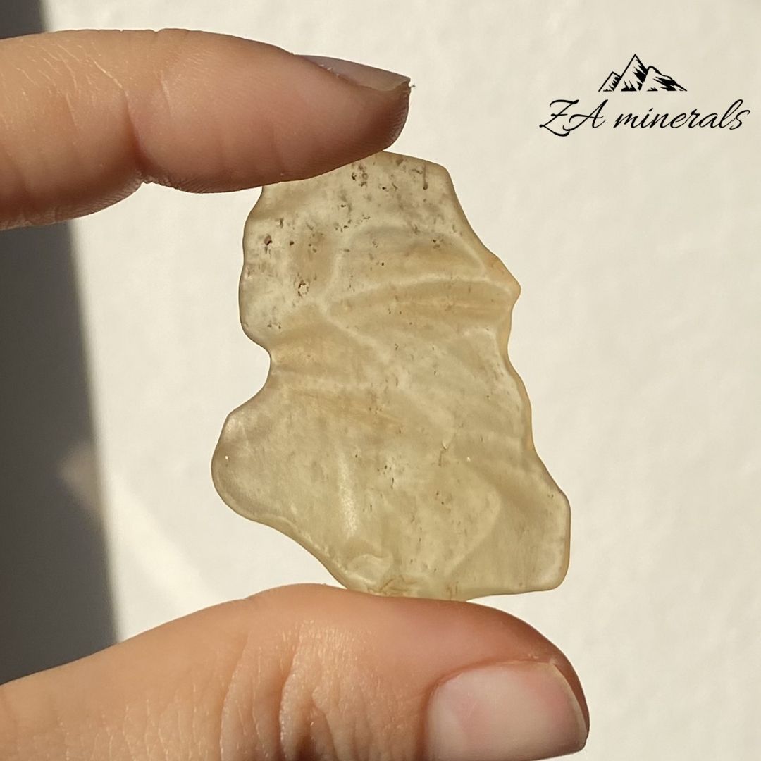 Libyan Desert Glass 0.009kg IZ24