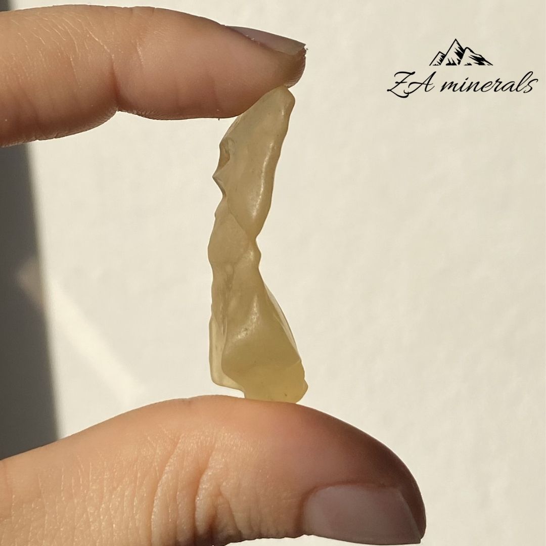 Libyan Desert Glass 0.009kg IZ24