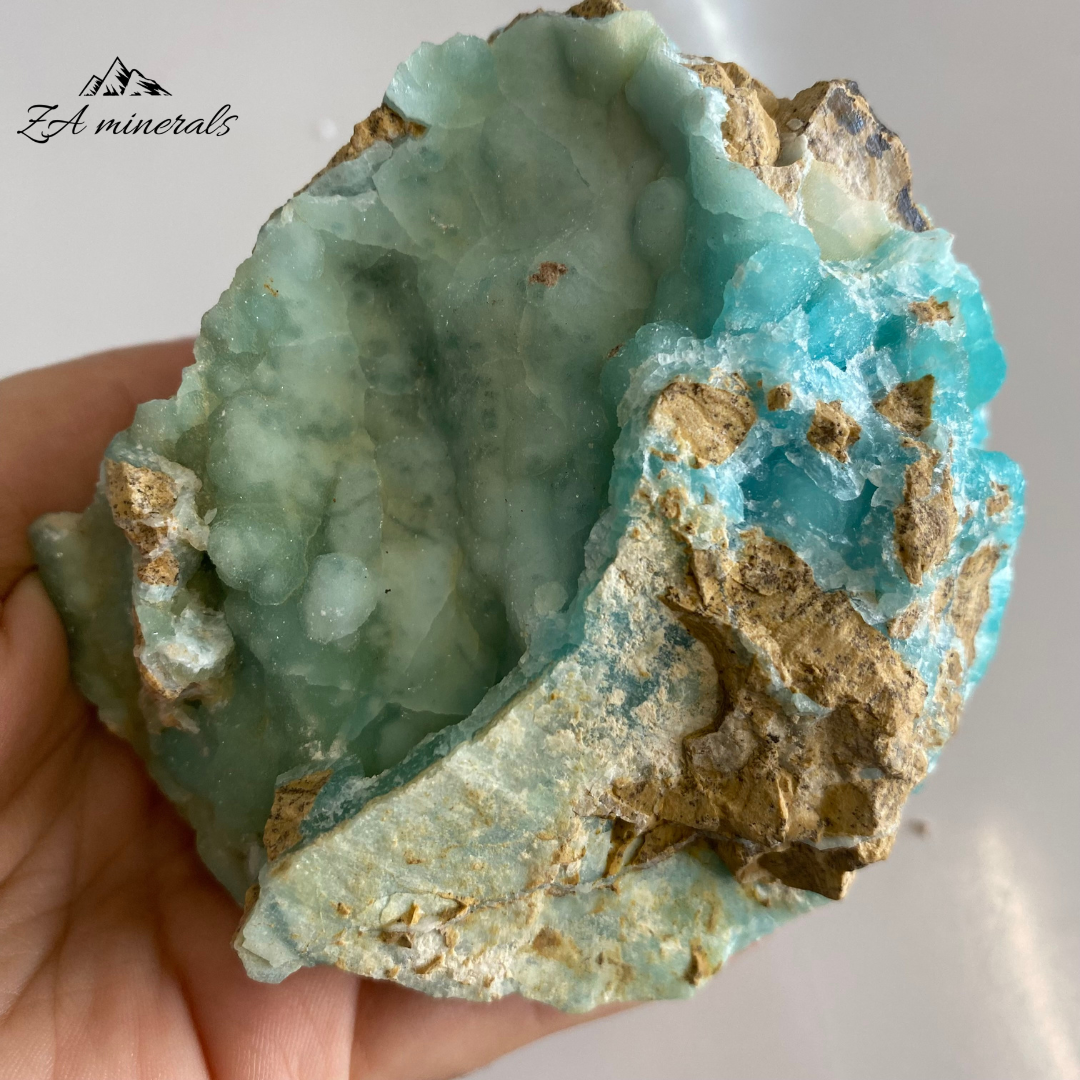 Hemimorphite (x1) 0.692kg