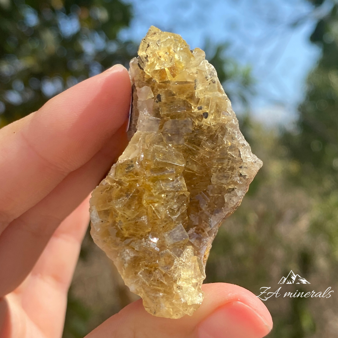 Yellow Fluorite 57g IB30