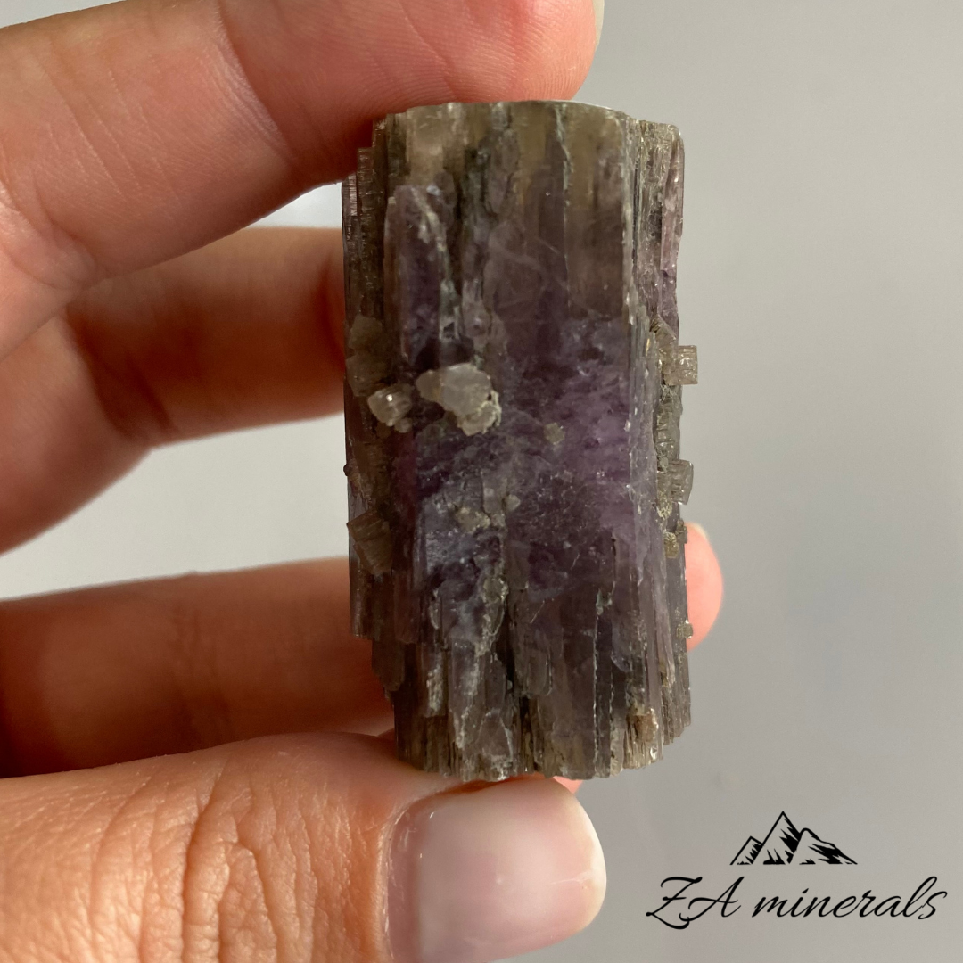 Purple Aragonite 0.043kg IR12