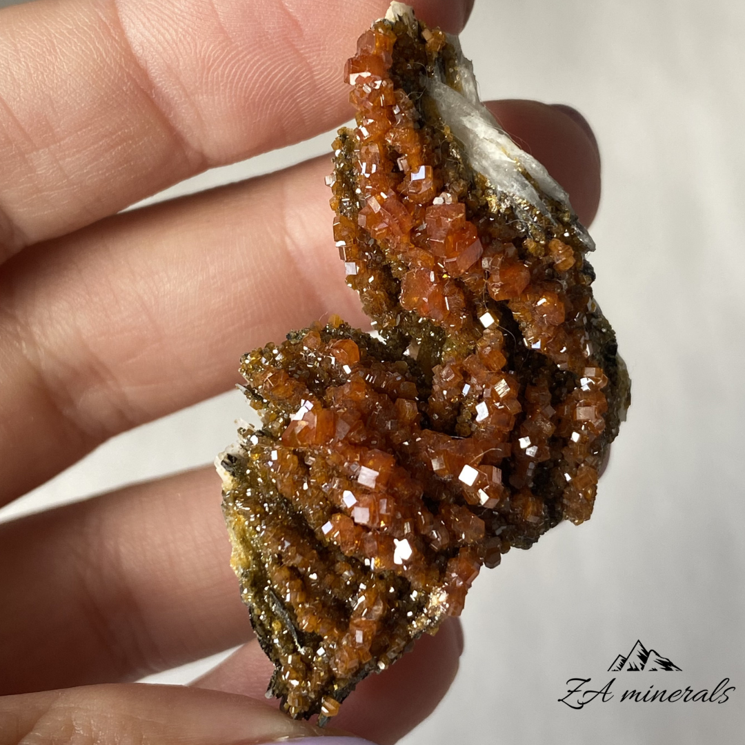 Vanadinite Barite (x19) 0.826kg RTS17