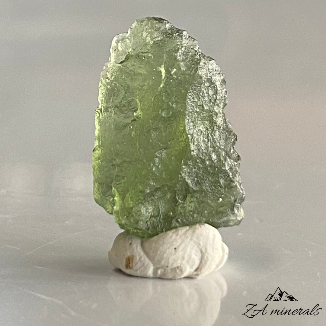 Moldavite (Tektite) 0.86g IR42