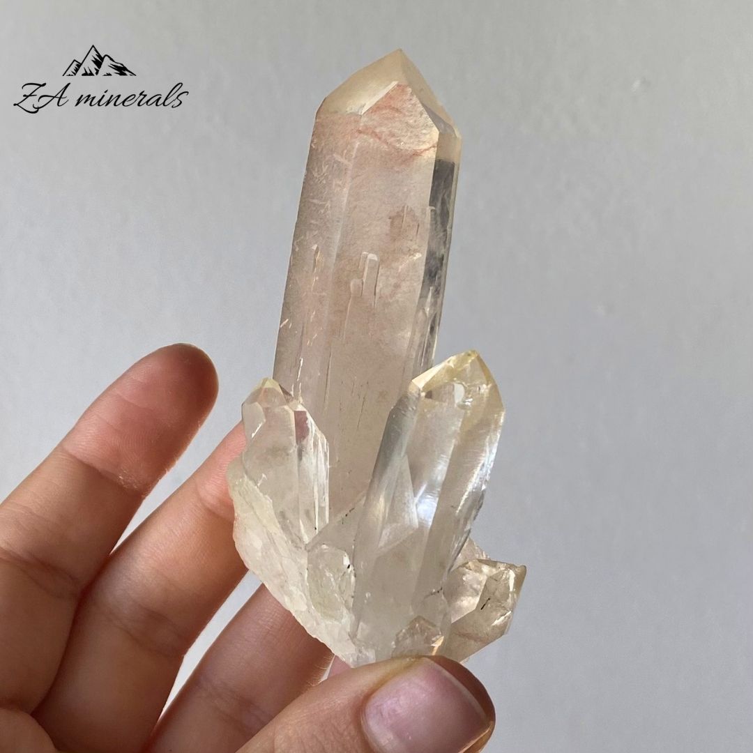 Quartz 0.082kg IZ4