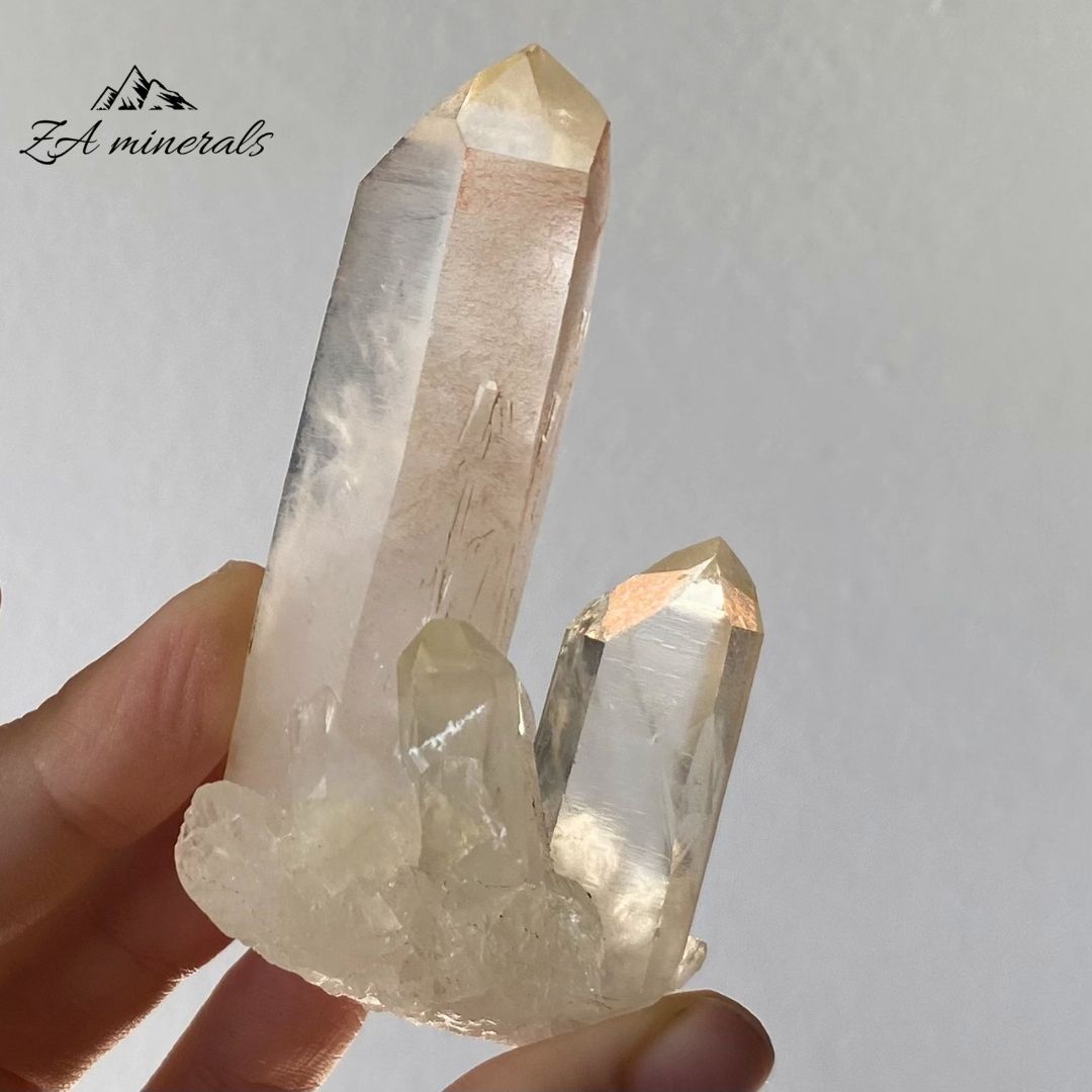 Quartz 0.082kg IZ4