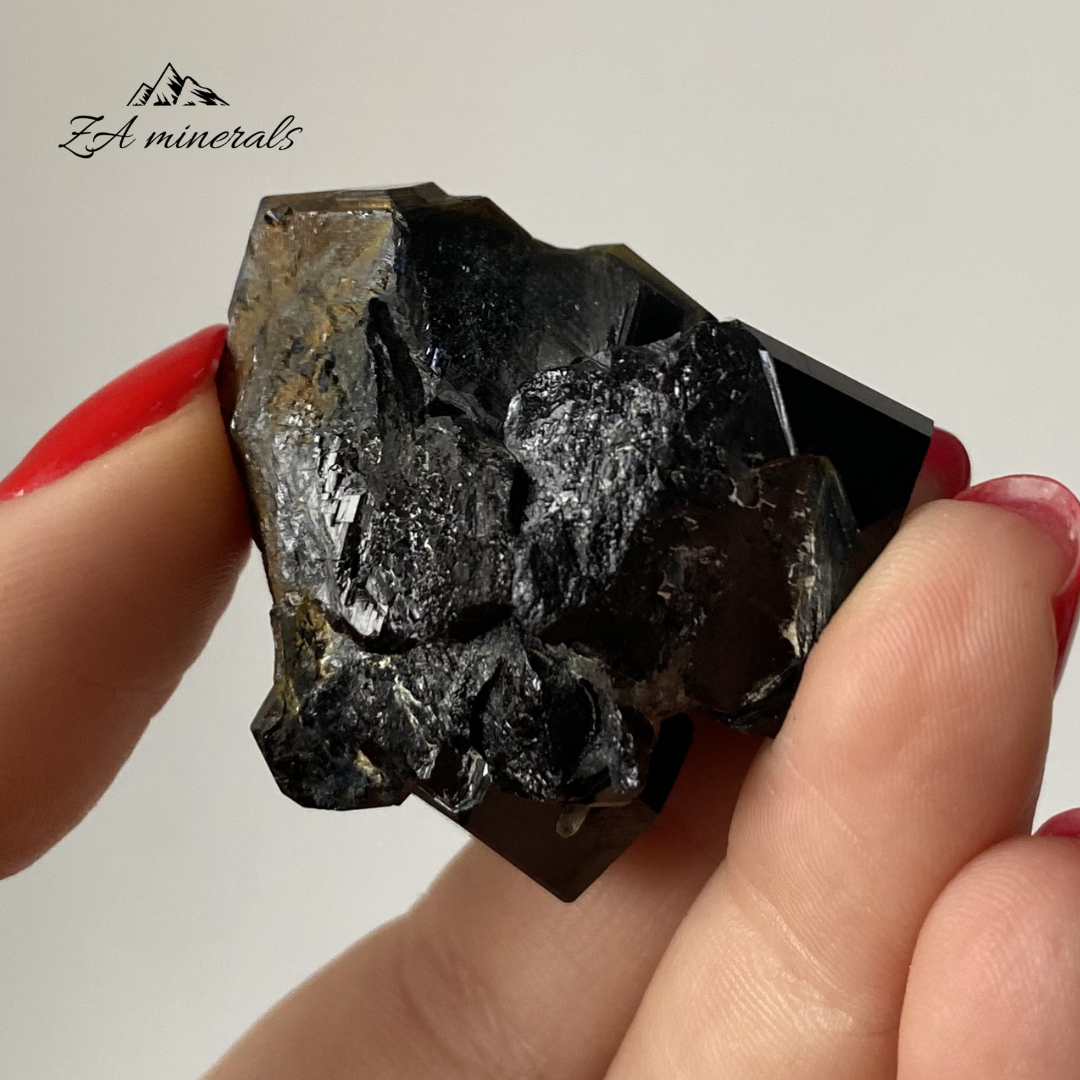 Black Tourmaline (Schorl) 0.037kg IY3