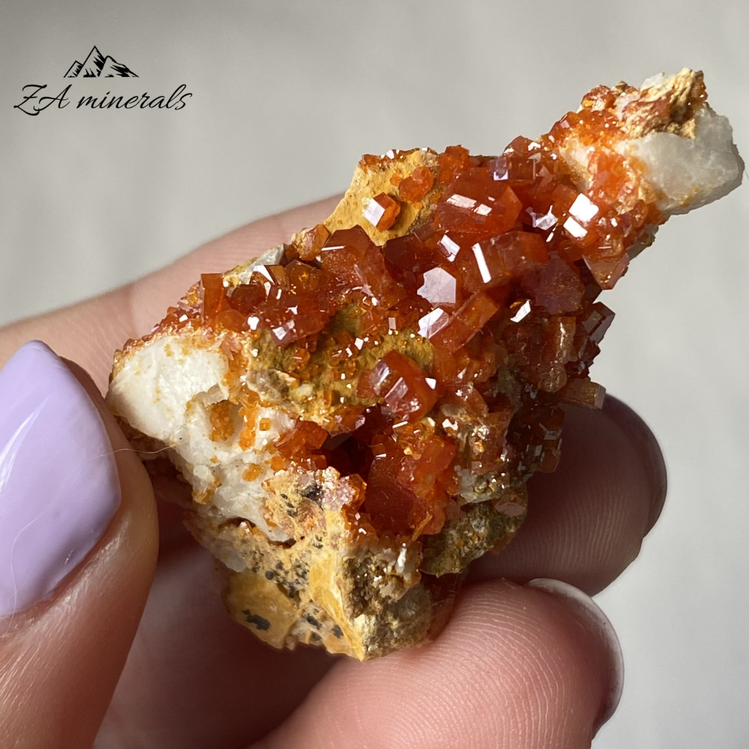 Vanadinite Barite (x19) 0.826kg RTS17