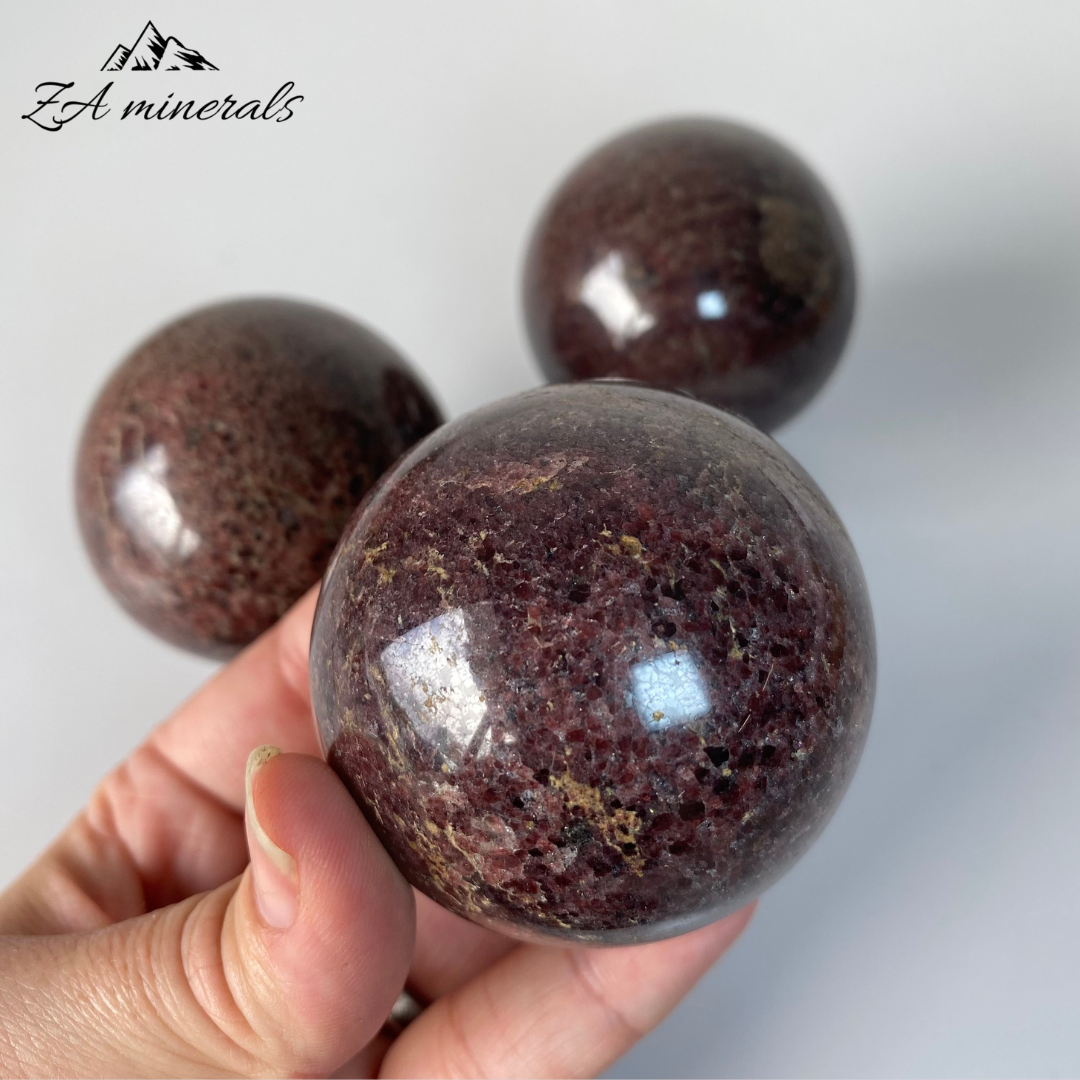 Polished Grenatite Spheres 1kg