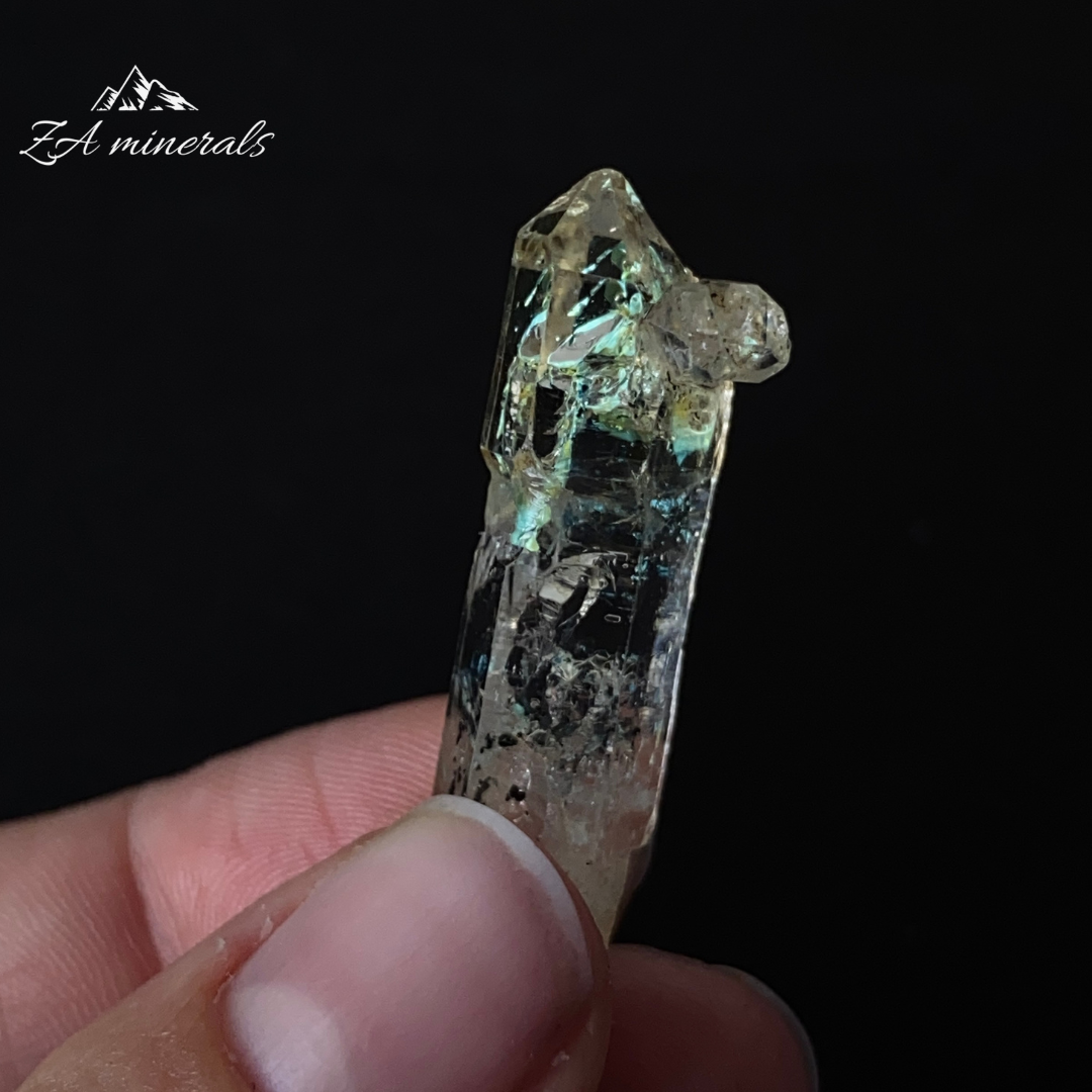 Fire Fly Quartz 0.004kg