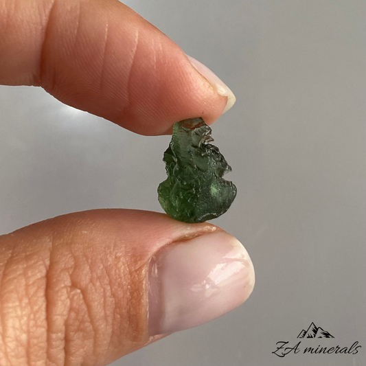 Moldavite (Tektite) 0.69g IR43