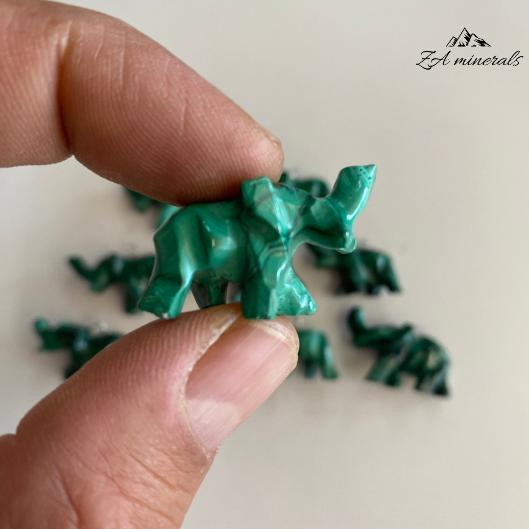 Polished Malachite mini elephant carving (per piece)