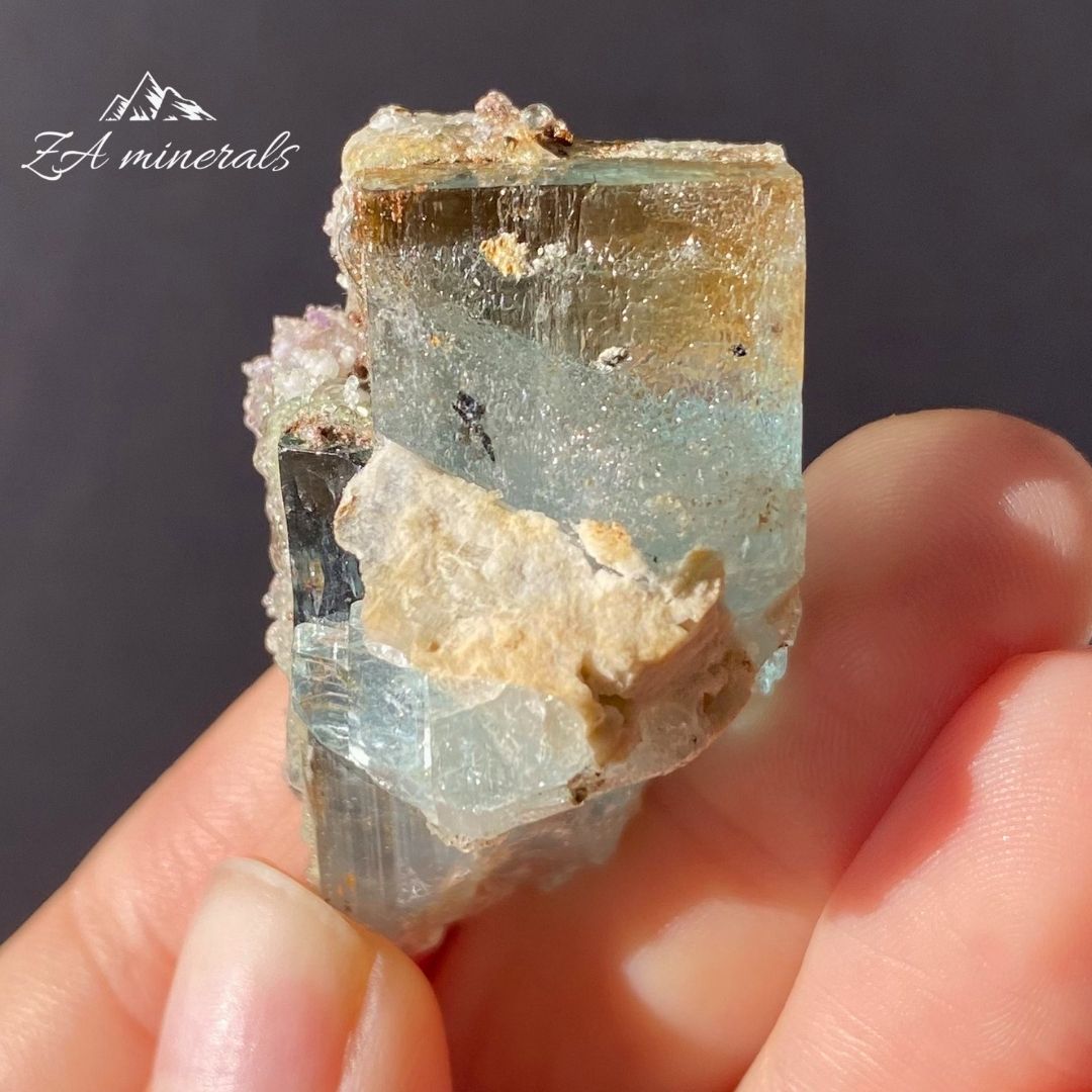Aquamarine Hyalite Opal-AN 0.021kg IZ5