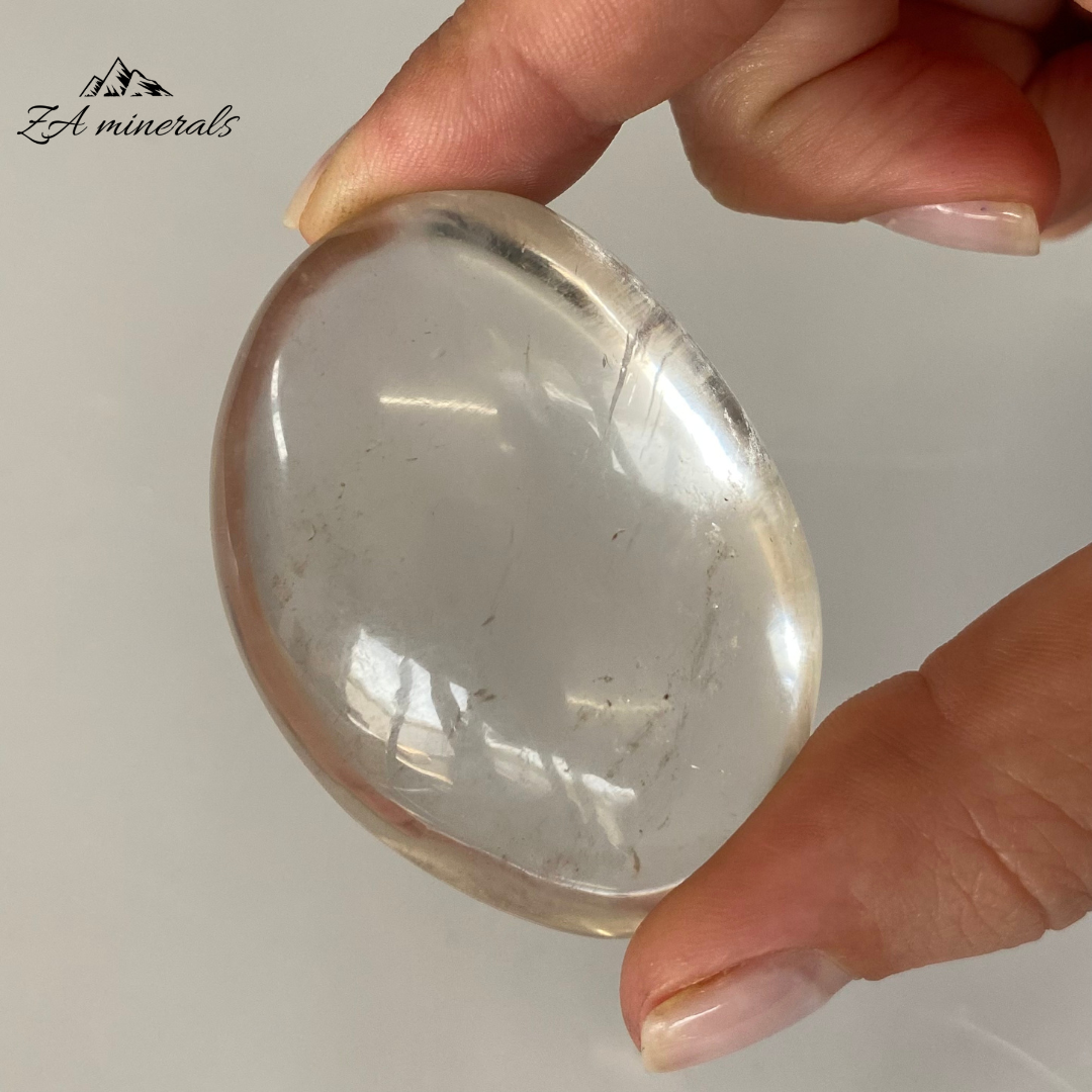 Polished Clear Quartz Palmstone (x1)  0.075kg IS2