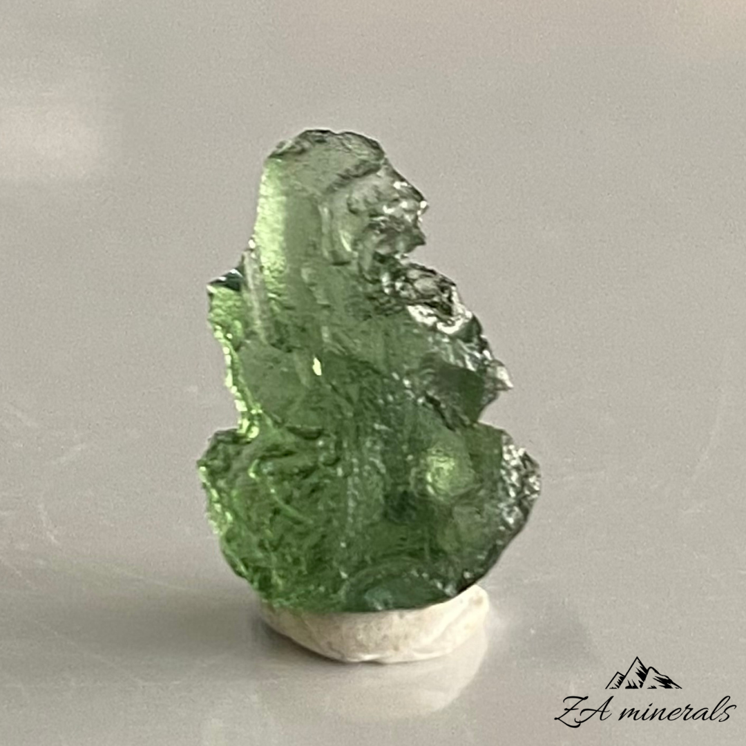 Moldavite (Tektite) 0.69g IR43