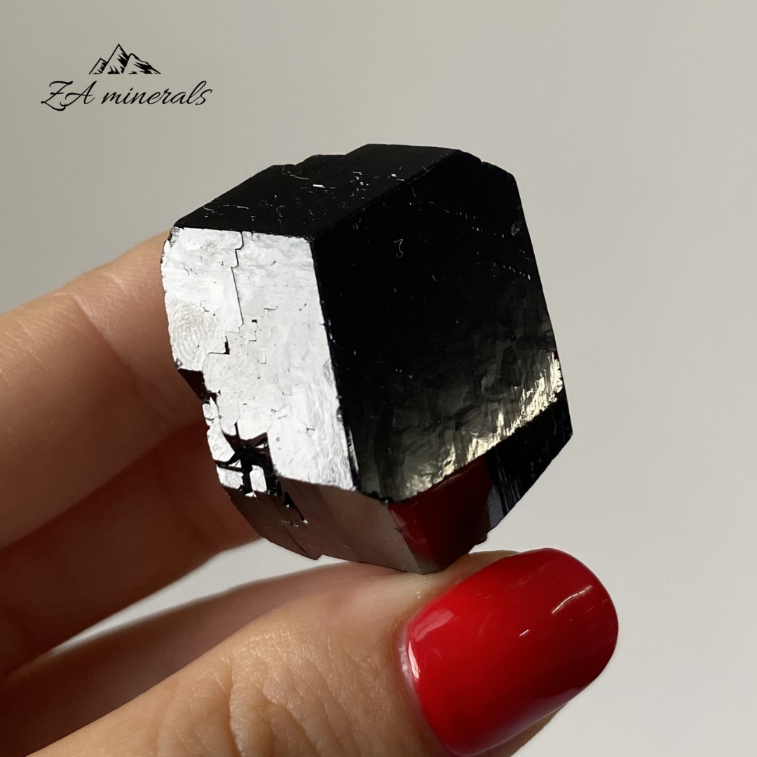 Black Tourmaline (Schorl) 0.042kg IY4