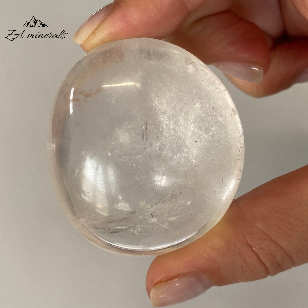 Polished Clear Quartz Palmstone (x1)  0.075kg IS2