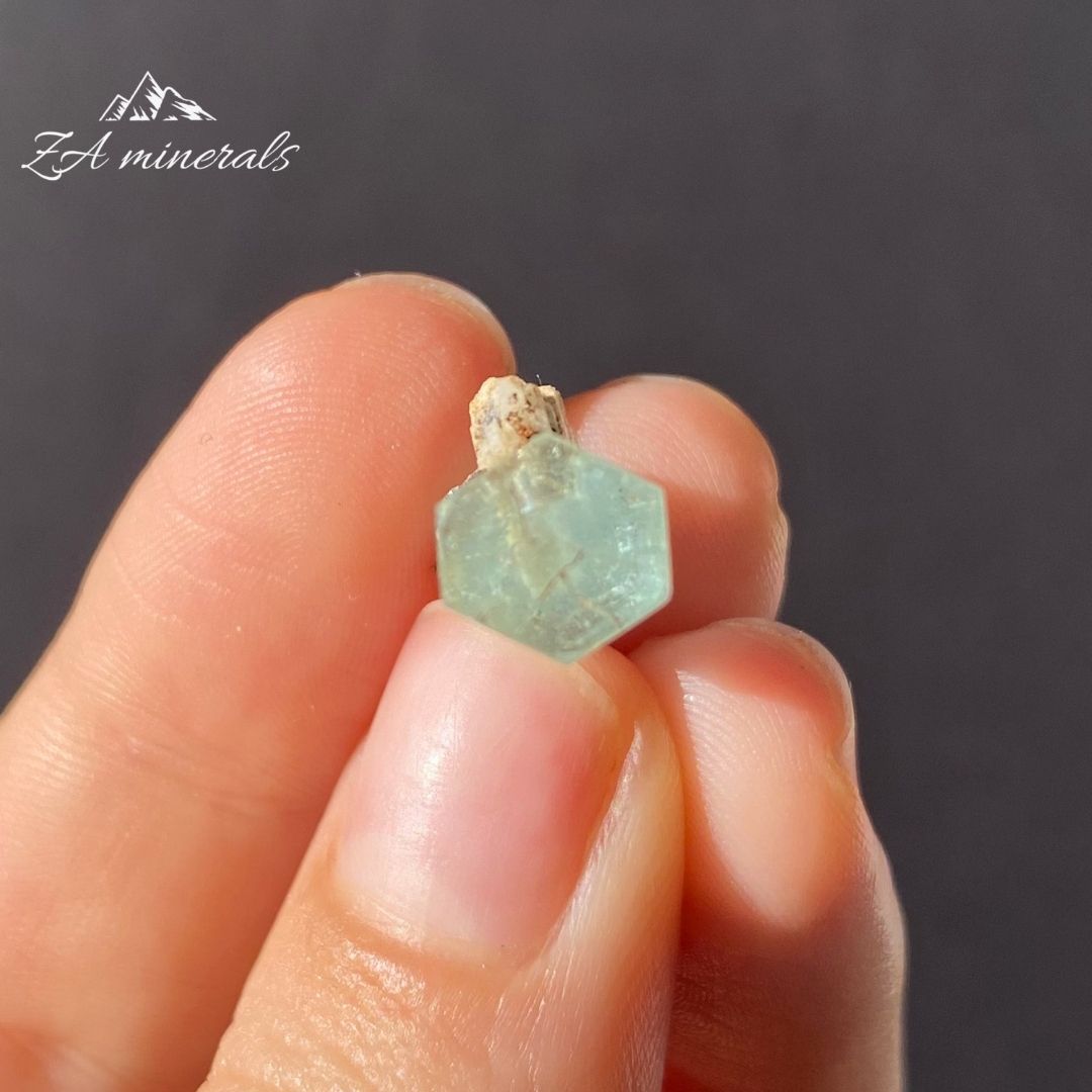 Aquamarine 0.003kg IZ6