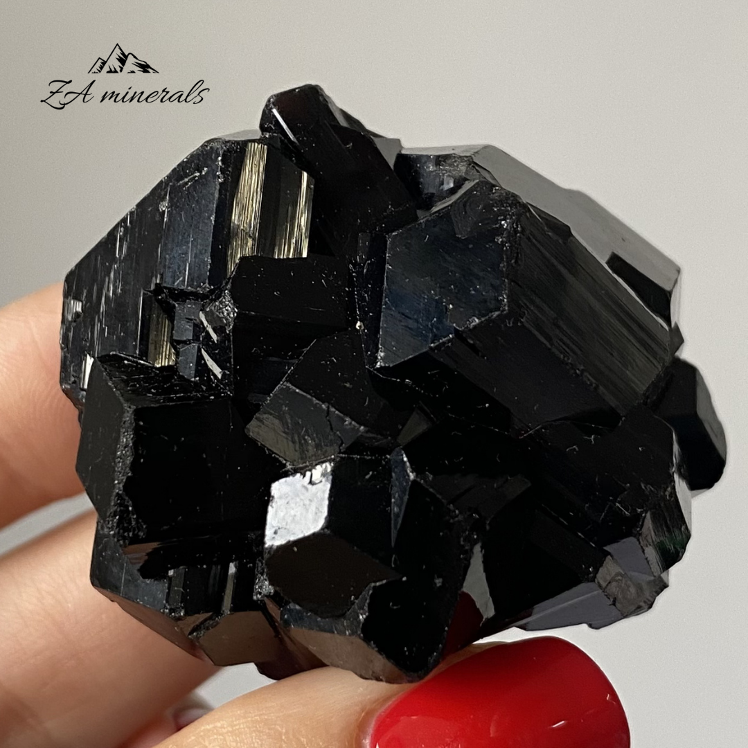 Turmalina Negra 244g IC19 