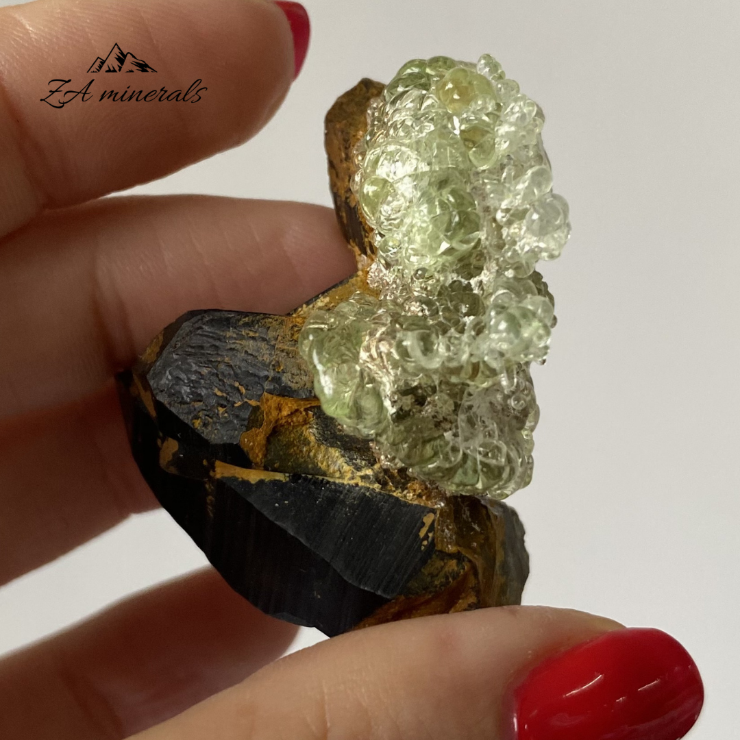 Smoky Quartz and Hyalite (Opal-AN) 0.029kg IY5