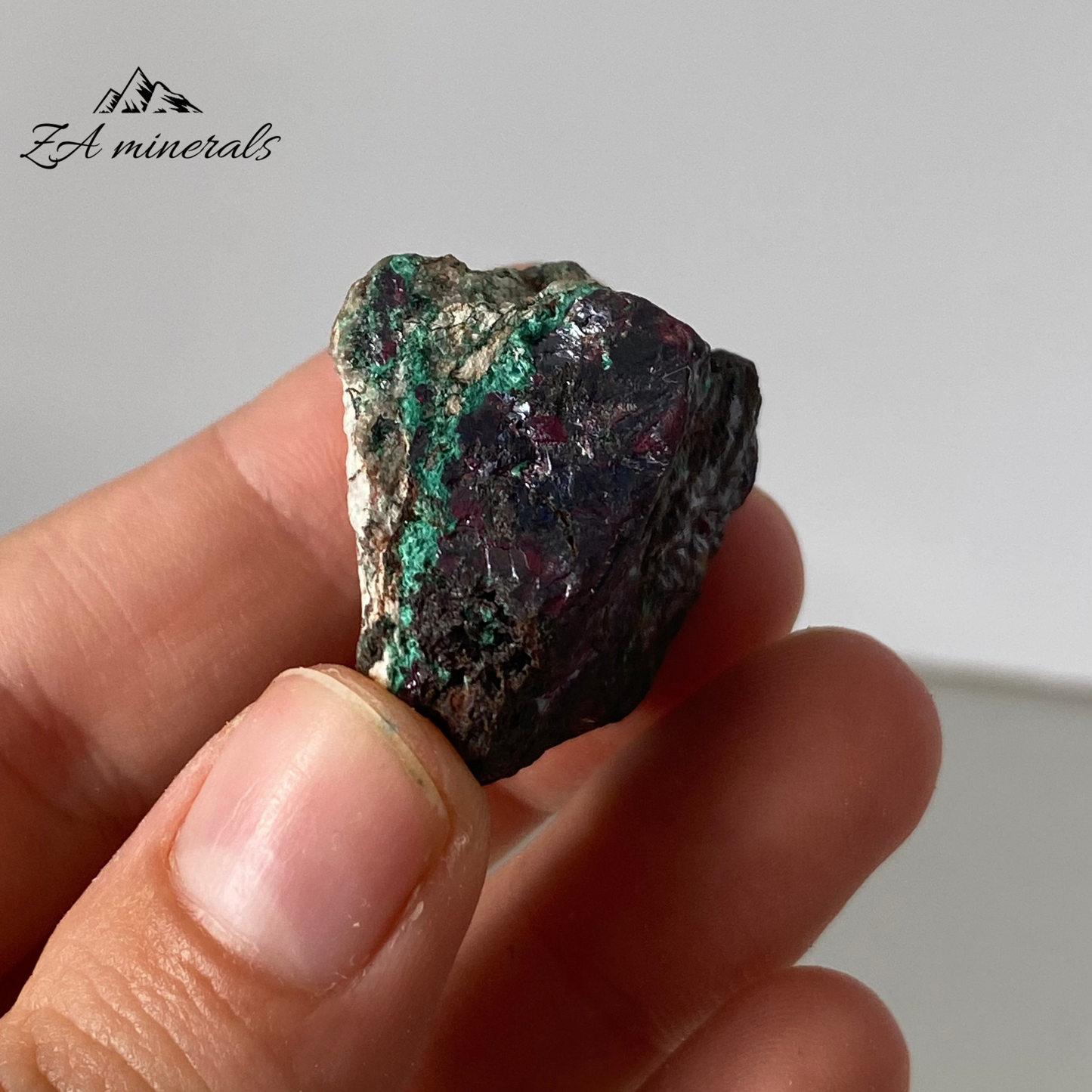 Cuprite and Malachite 0.044kg IJ20