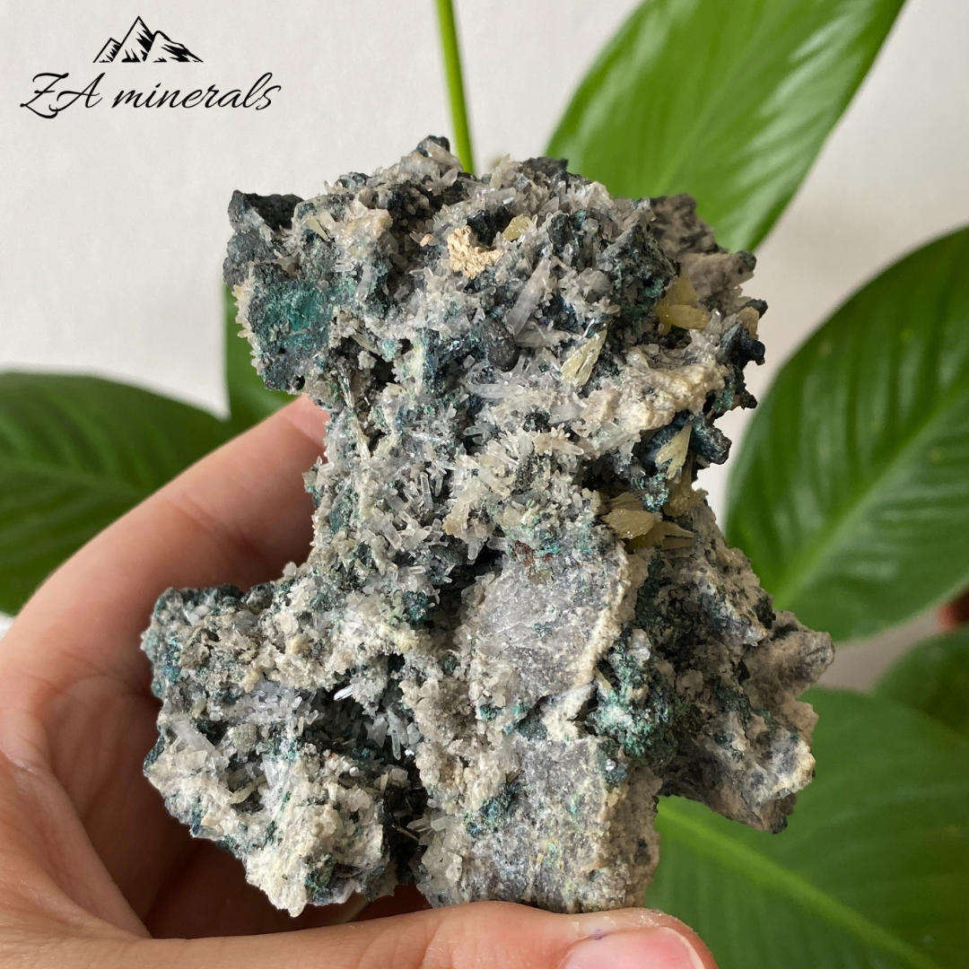 Mimetite, Willemite, Malachite 257g IE8