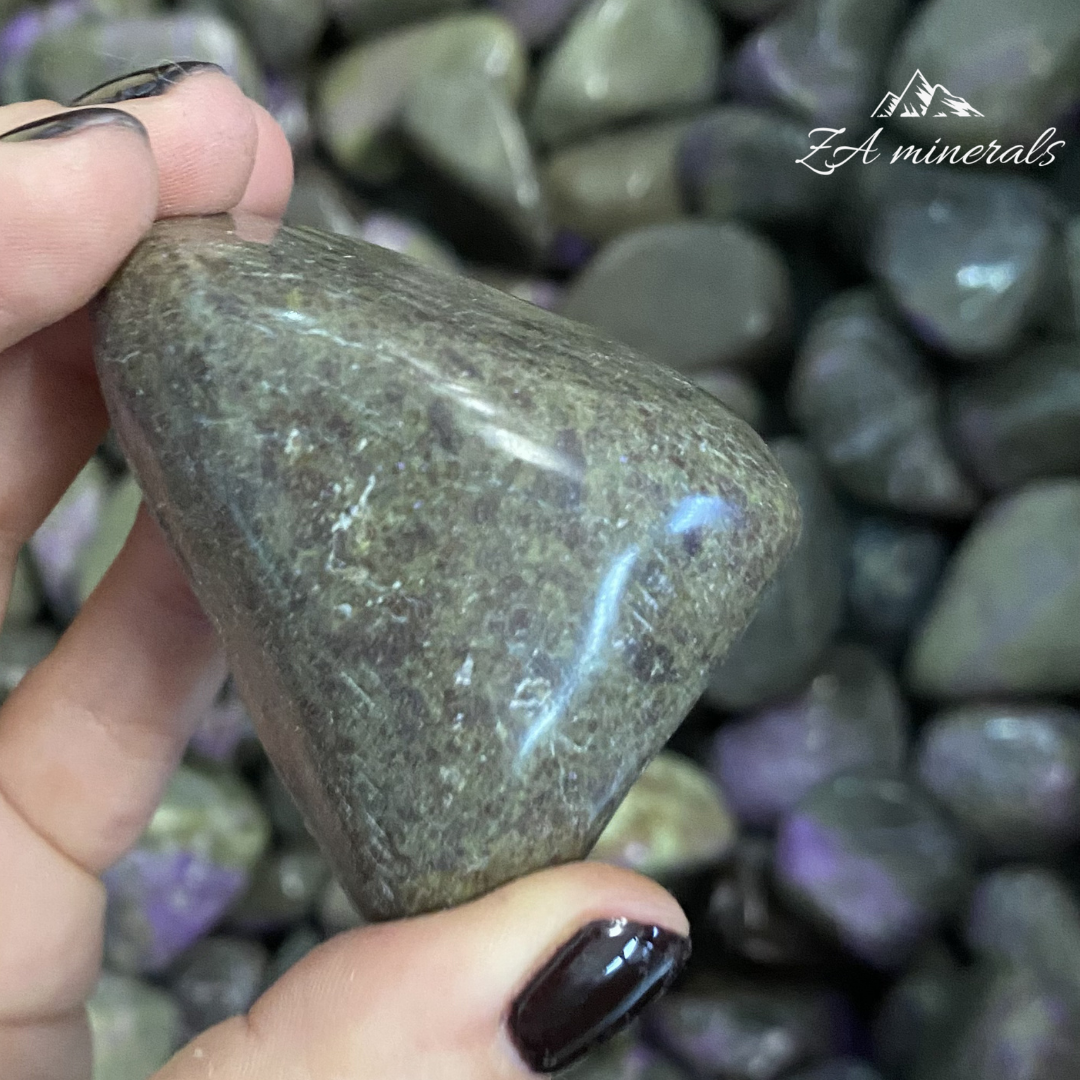 Polished Stichtite Serpentine 'Atlantisite' freeforms 15kg CL6