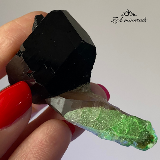 Black Tourmaline Smoky Quartz and Hyalite 0.023kg IY6
