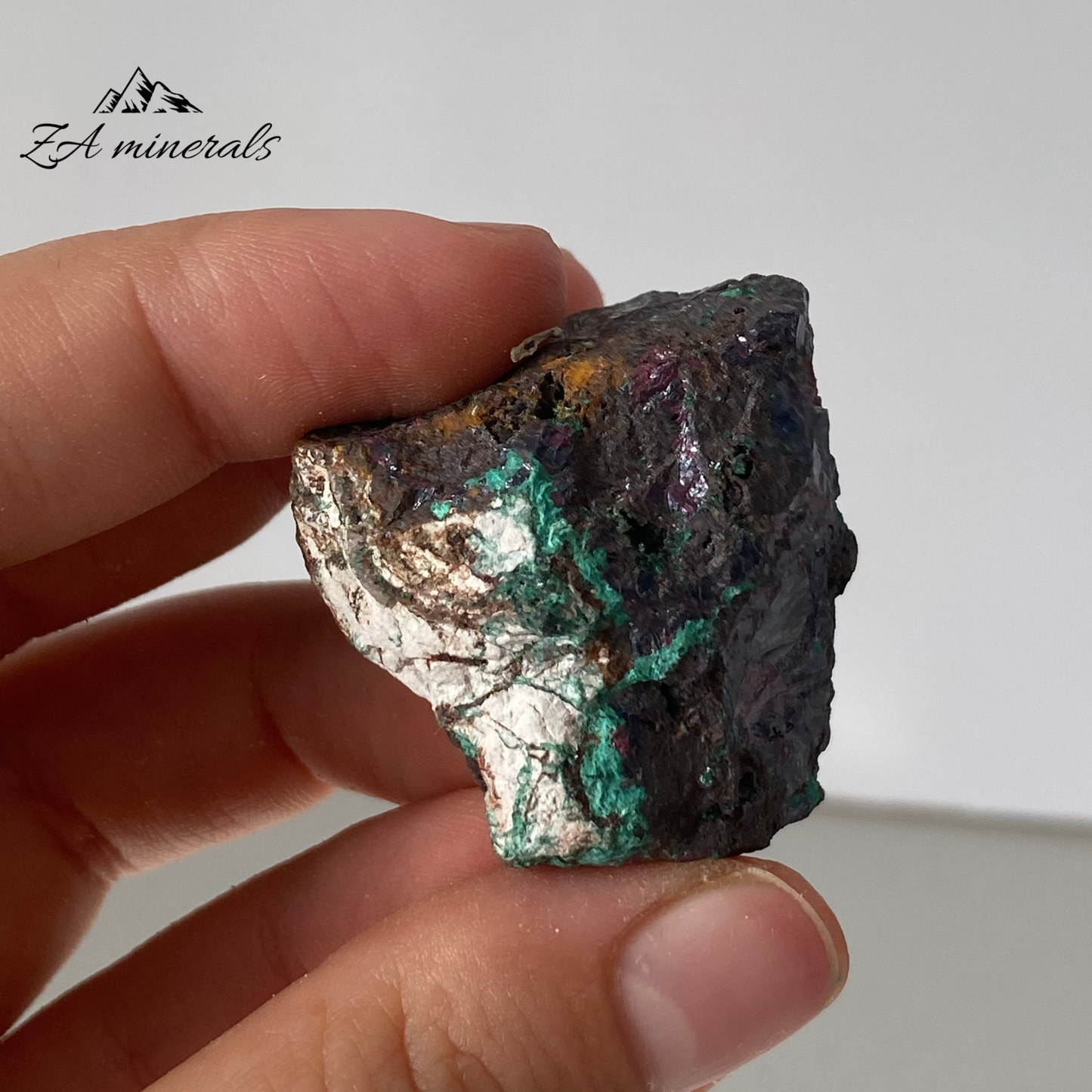 Cuprite and Malachite 0.044kg IJ19