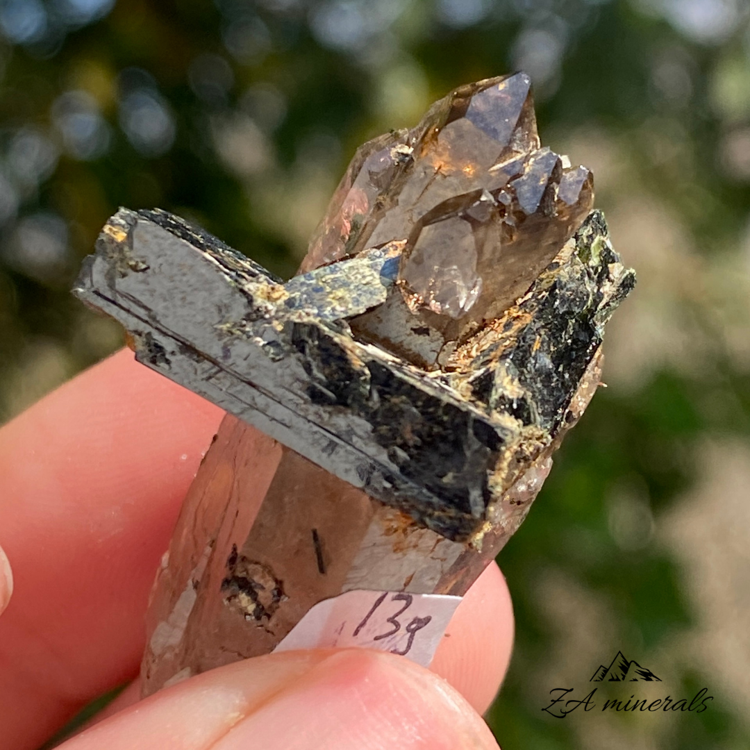 Smoky Quartz & Aegirine 13g IB22