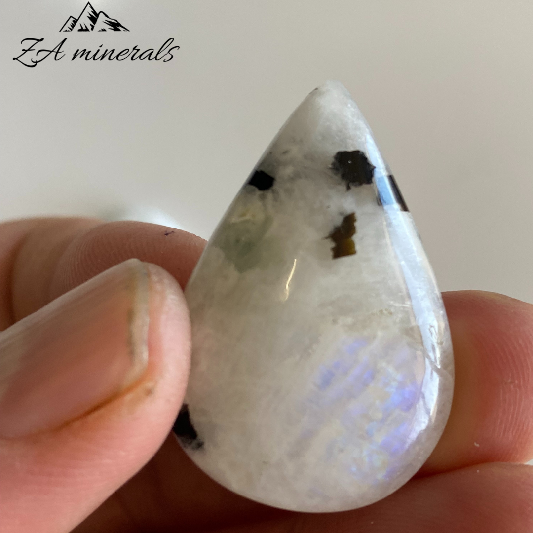 Polished Rainbow Moonstone Cabochon (x1)