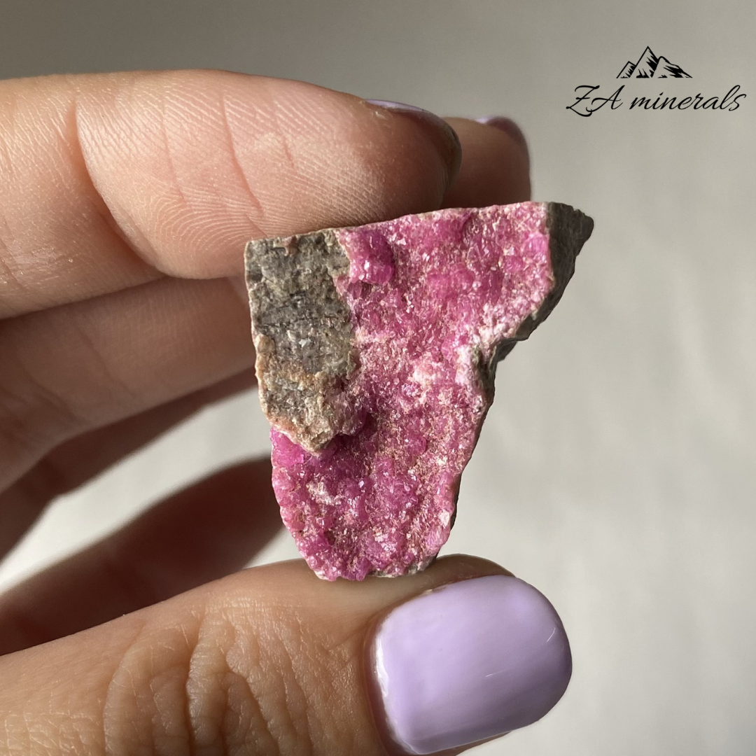 Cobalt Calcite Dolomite (x28) 1.134kg RTS20