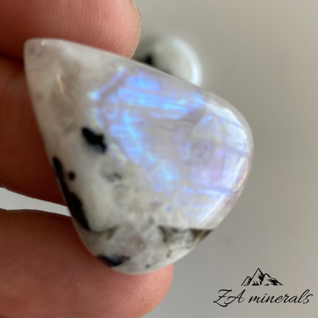 Polished Rainbow Moonstone Cabochon (x1)