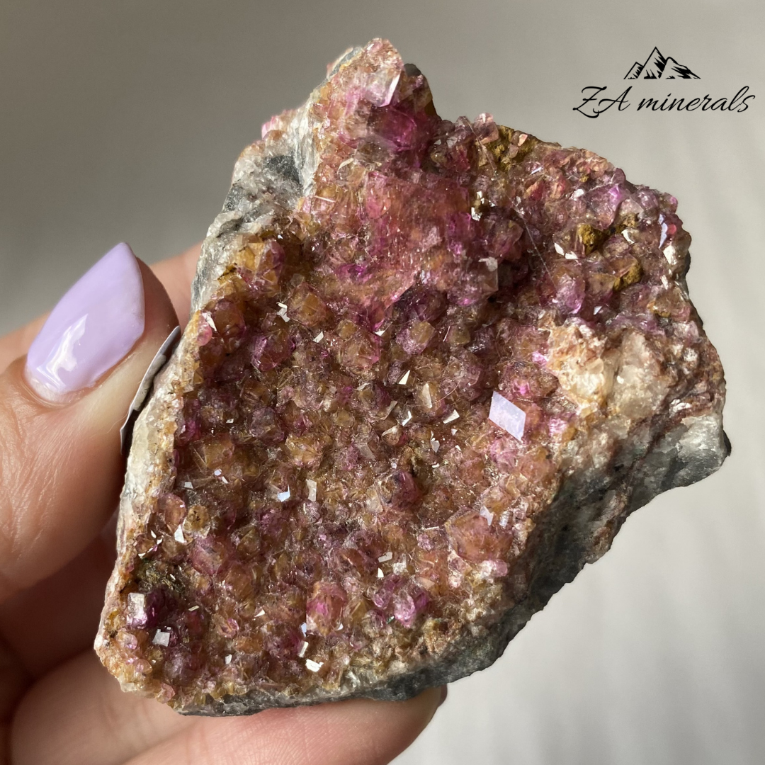 Cobalt Calcite Dolomite (x28) 1.134kg RTS20