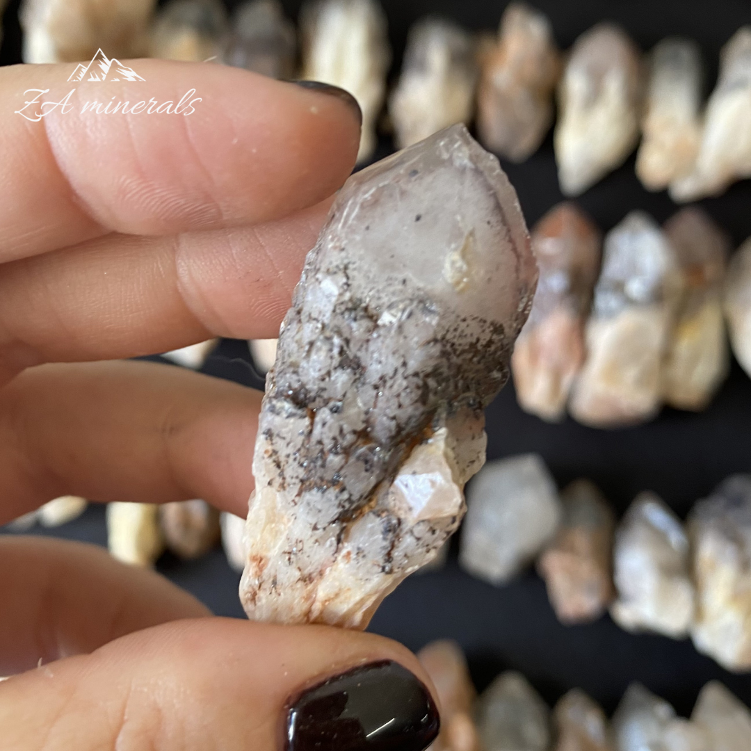 Hematite Phantom Kundalini Quartz (x100) 3.5kg CL5
