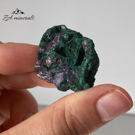 Cuprite and Malachite 0.027kg IJ18