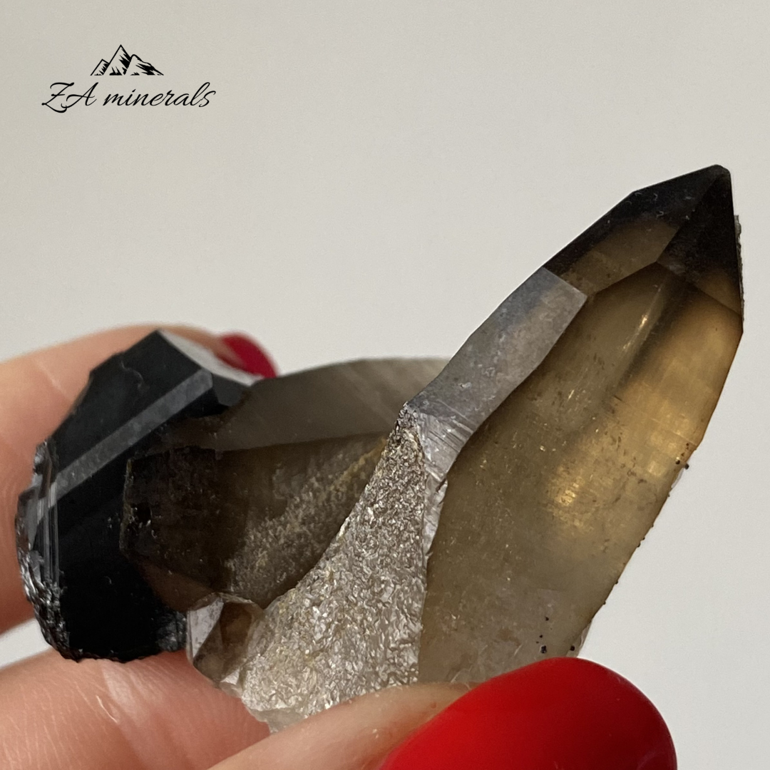 Black Tourmaline Smoky Quartz 0.021kg IY8