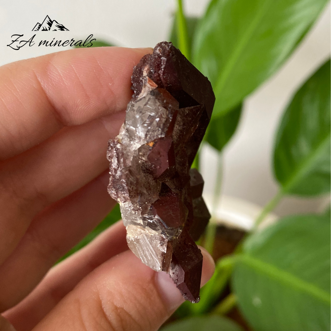 Ferruginous Quartz 34g ID10