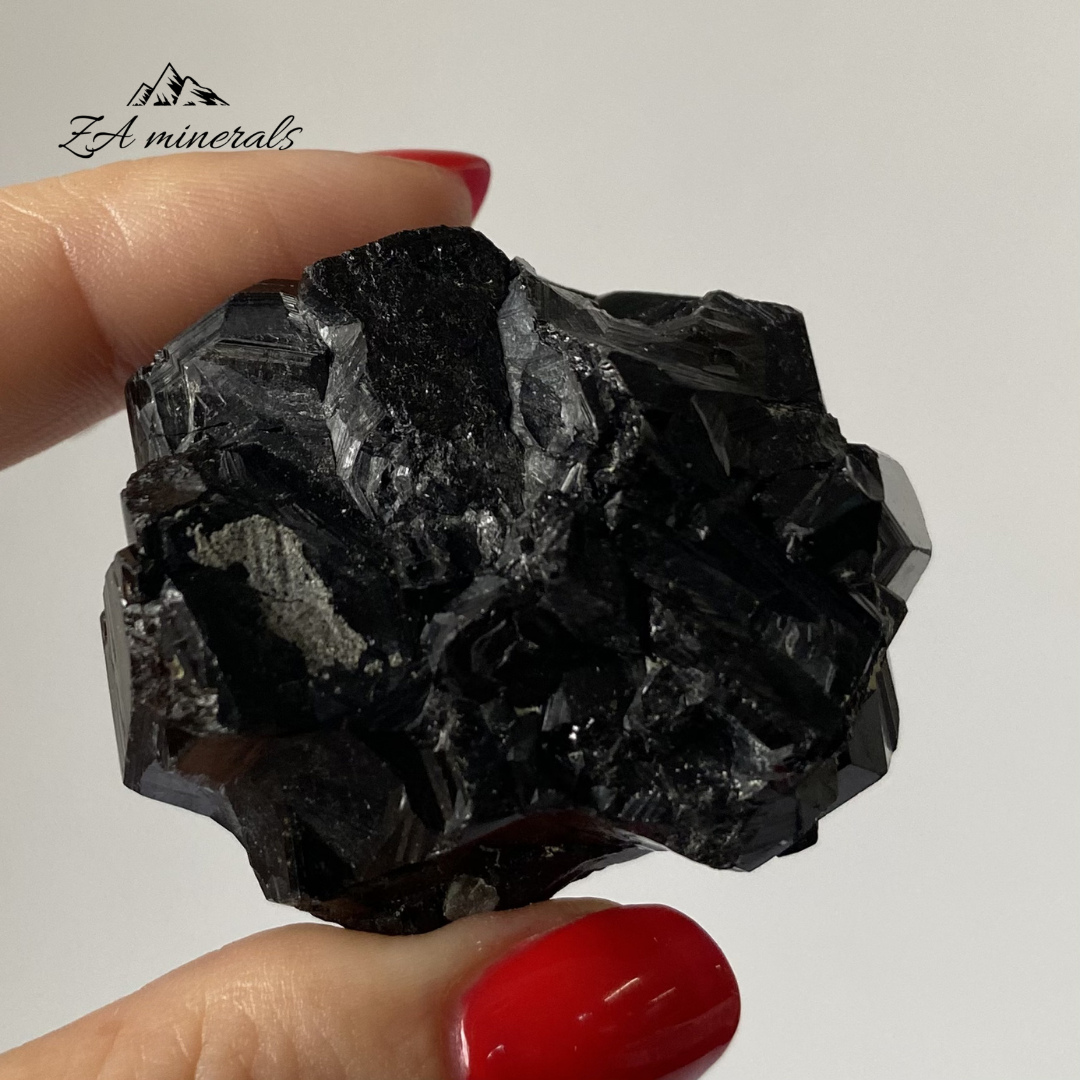 Turmalina Negra 244g IC19 