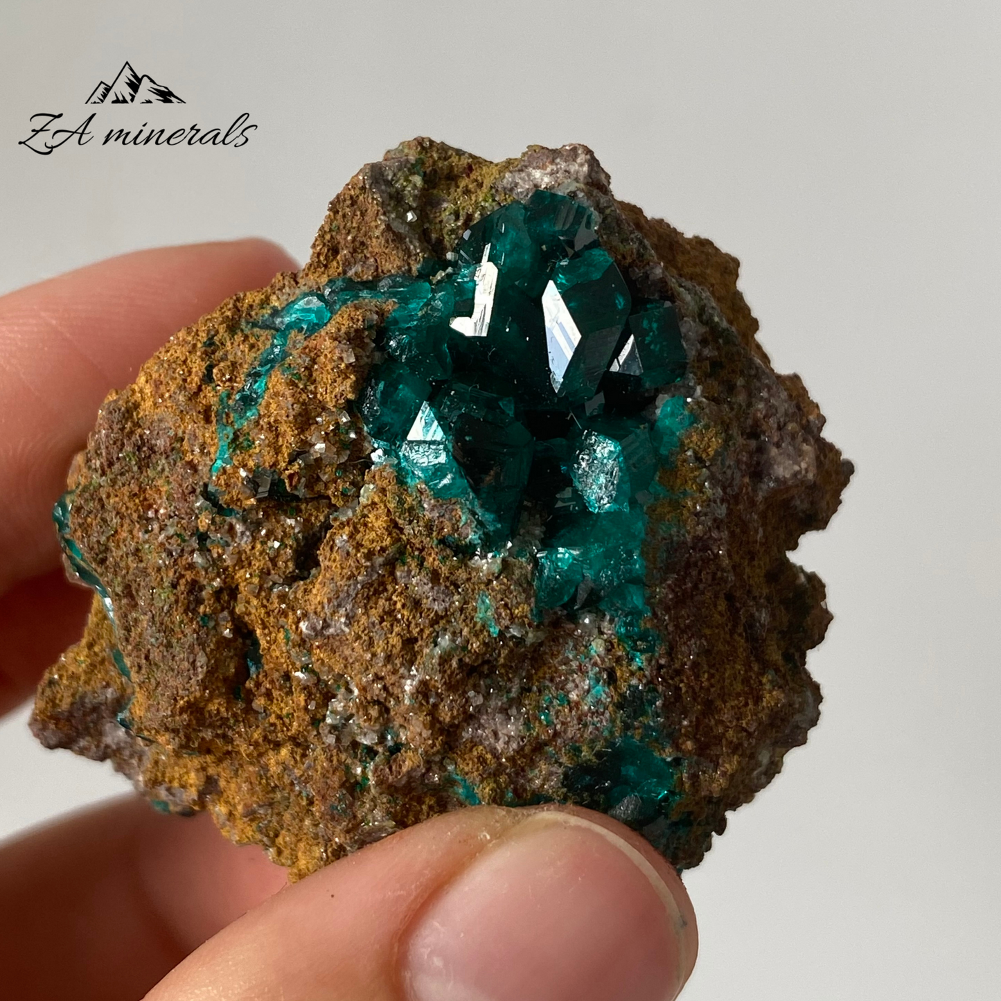 Dioptase on Matrix Tsumeb 0.058kg IJ03