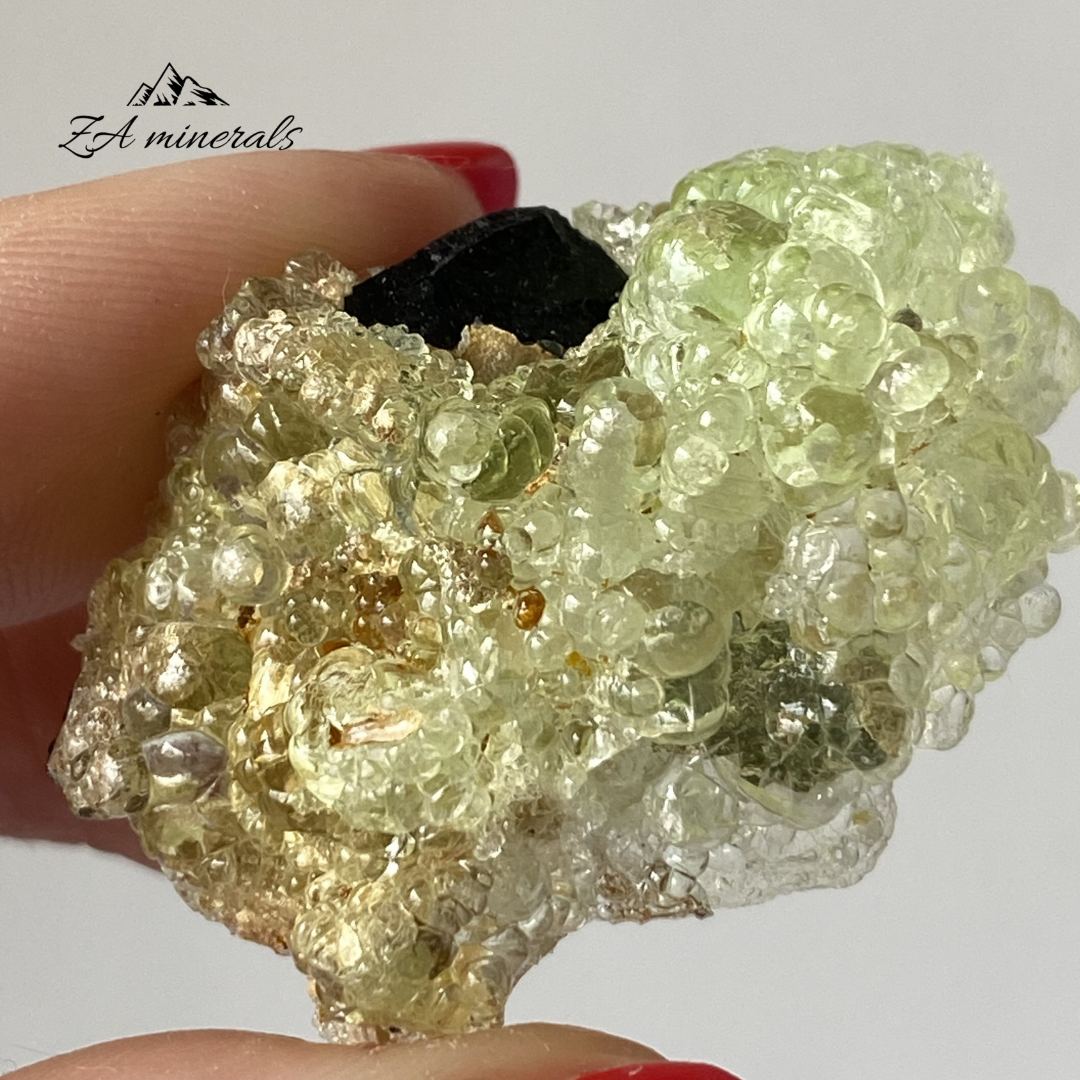 Hyalite (Opal-AN) Black Tourmaline 0.008kg IY12