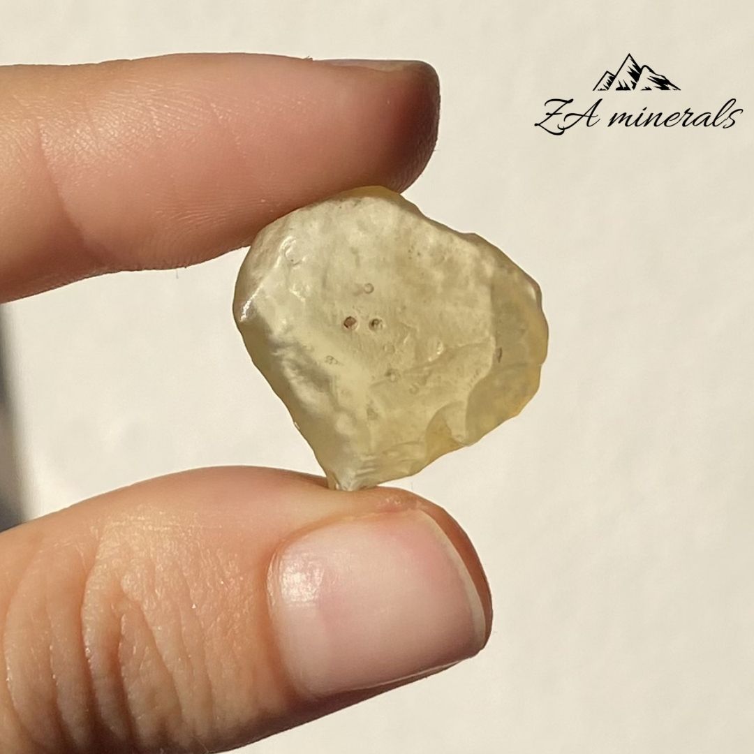 Libyan Desert Glass 0.003kg IZ21